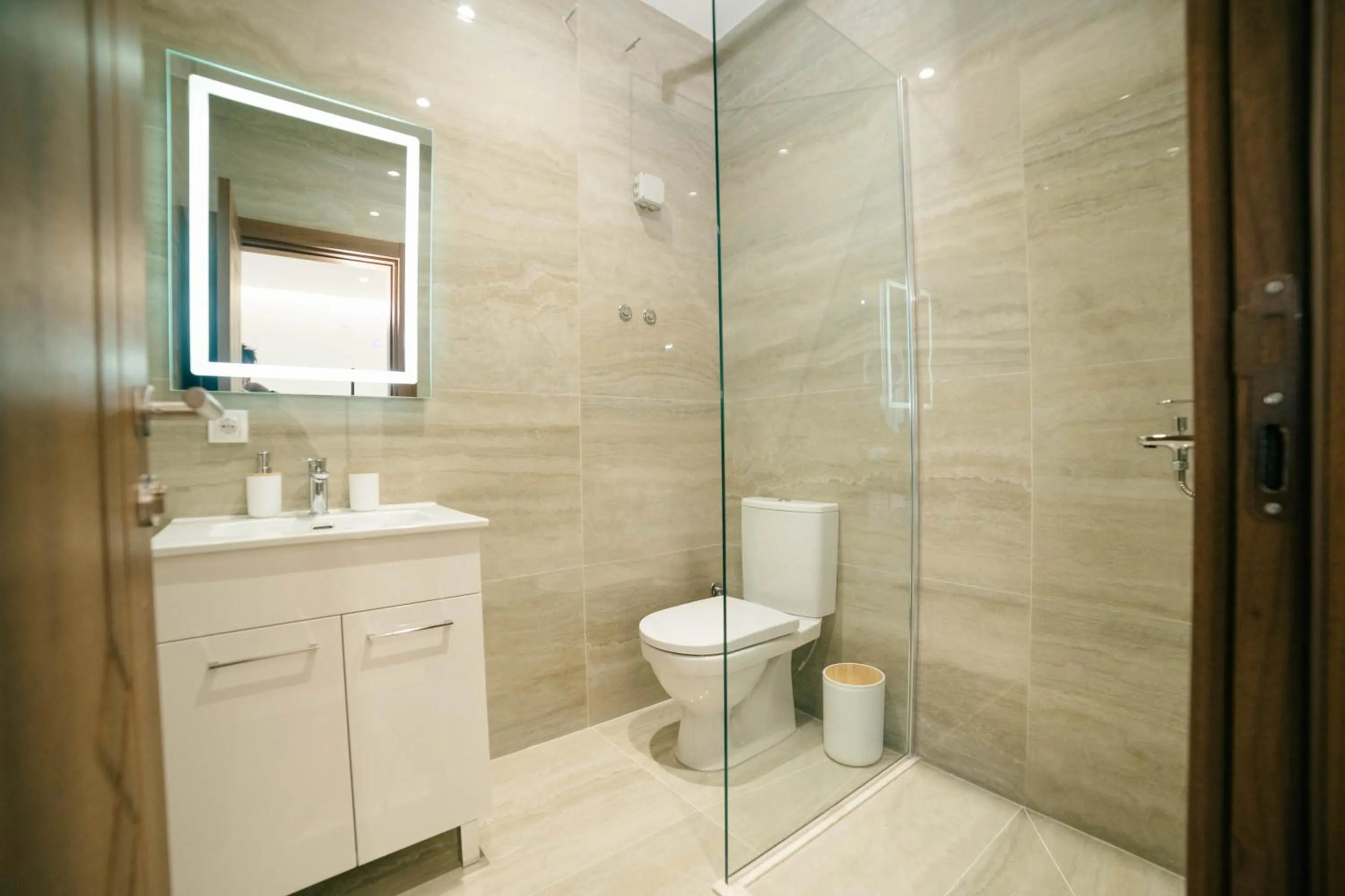 Shower in Hotel Ajana