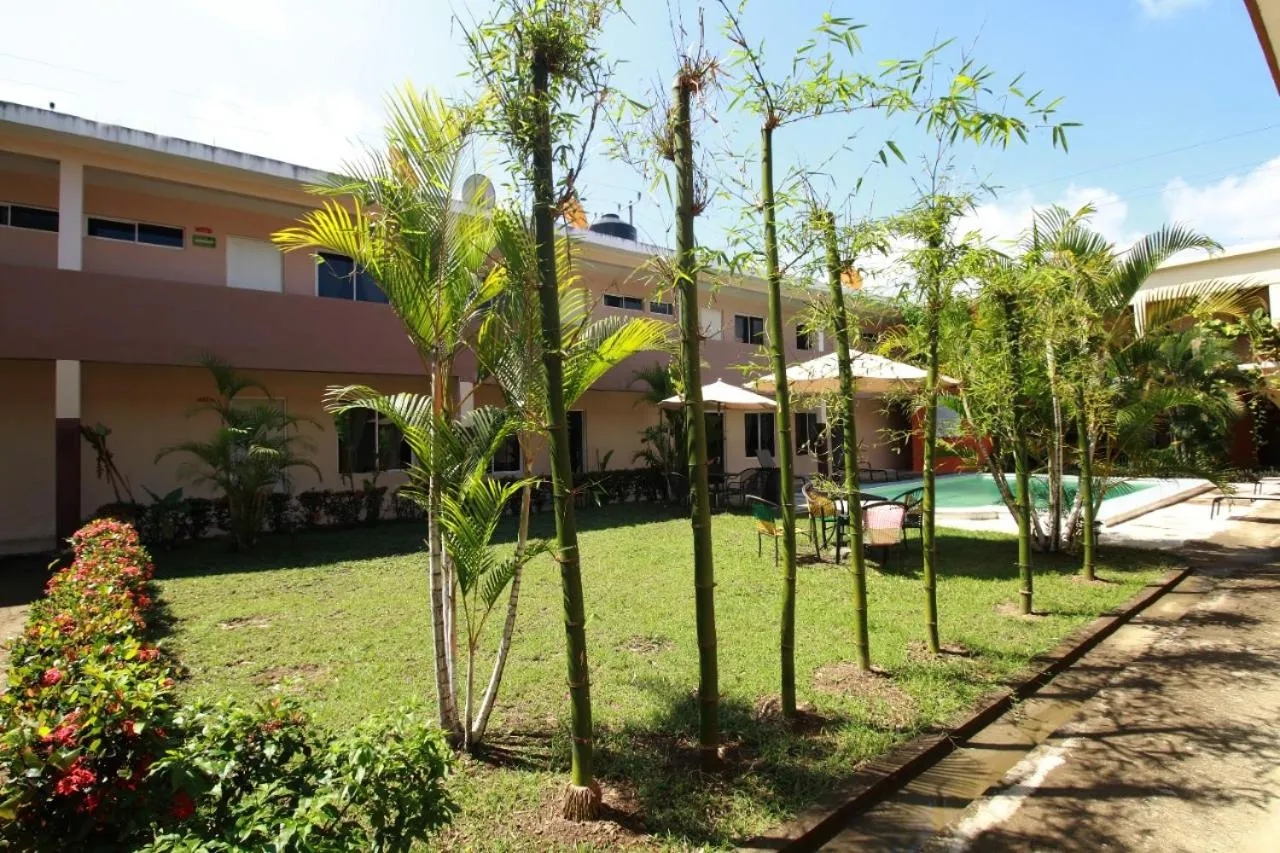 Garden in Hotel Vista Verde
