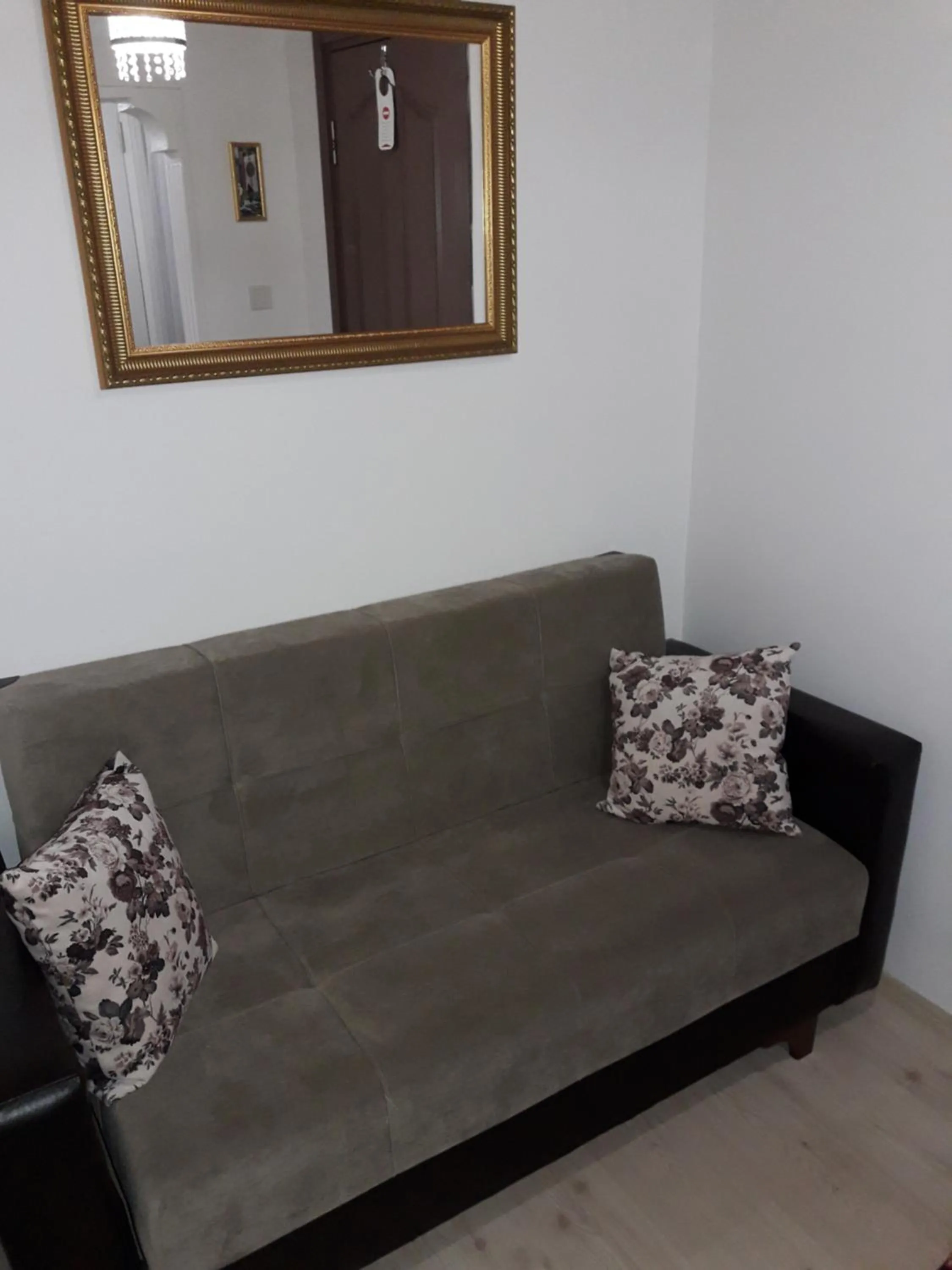 Bed in Golden Life Apart Hotel