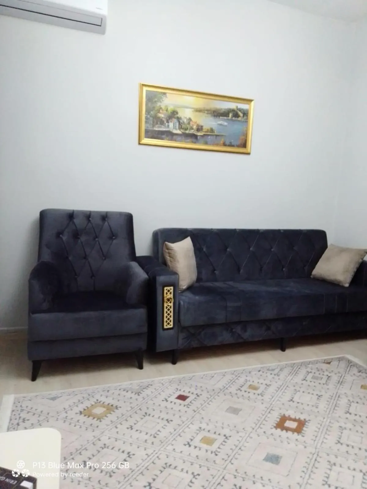 Golden Life Apart Hotel