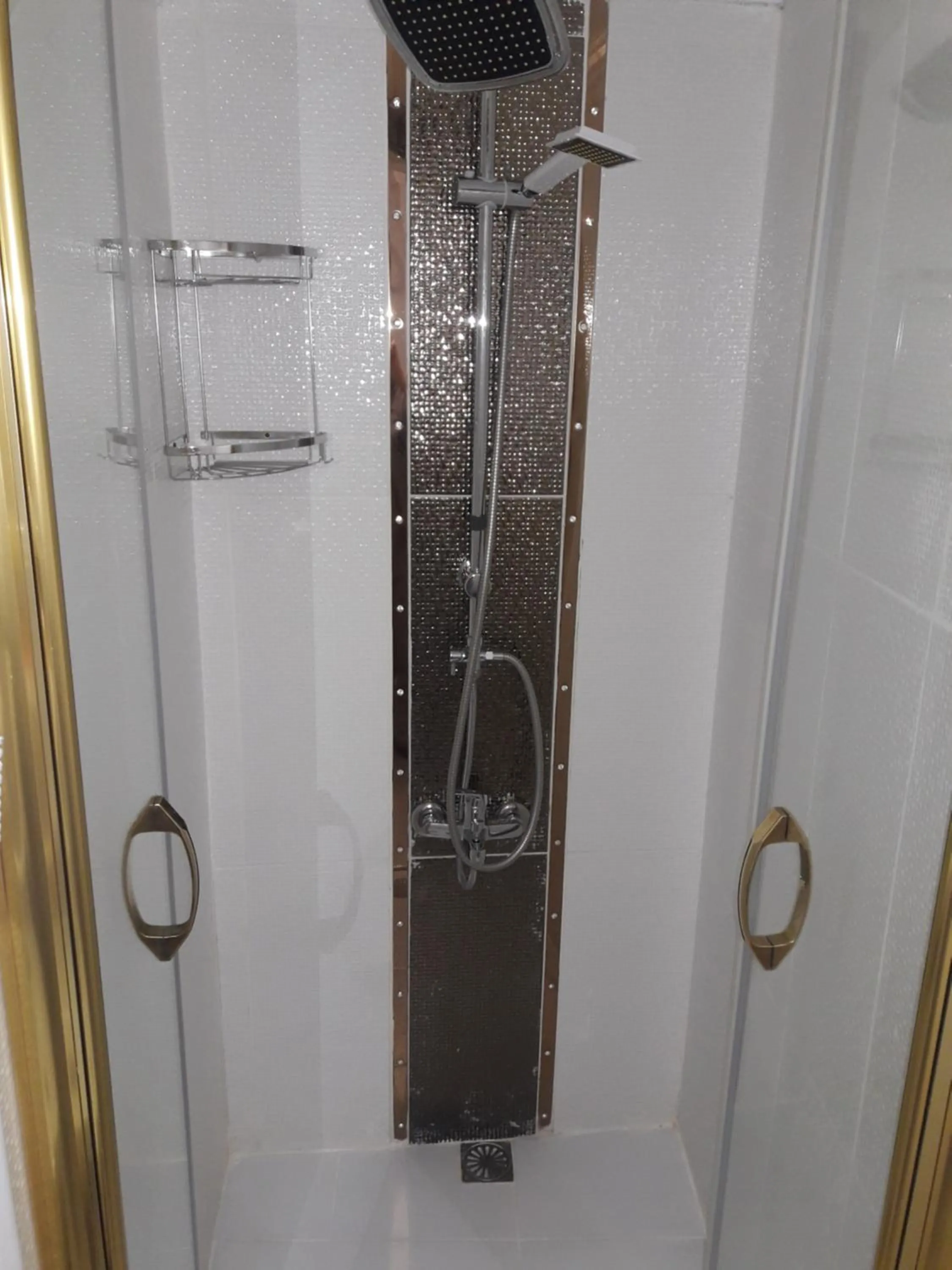 Bathroom in Golden Life Apart Hotel