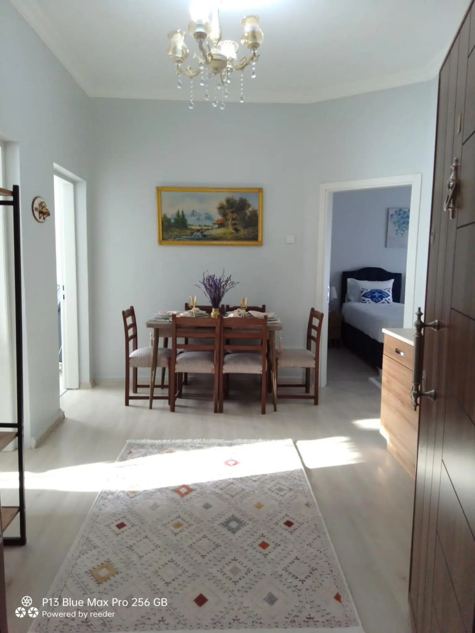 Dining area in Golden Life Apart Hotel