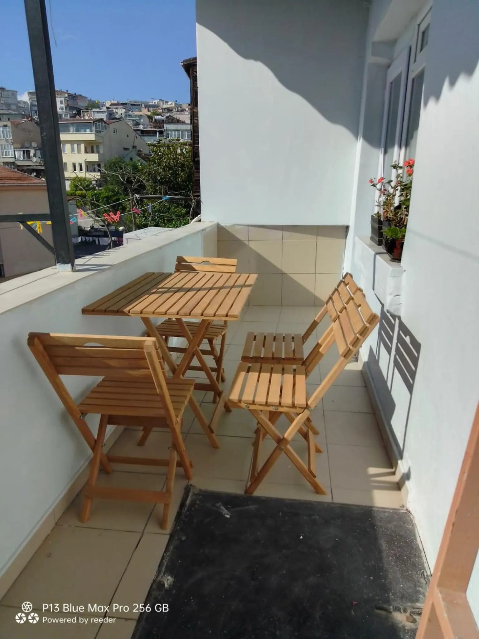 Golden Life Apart Hotel