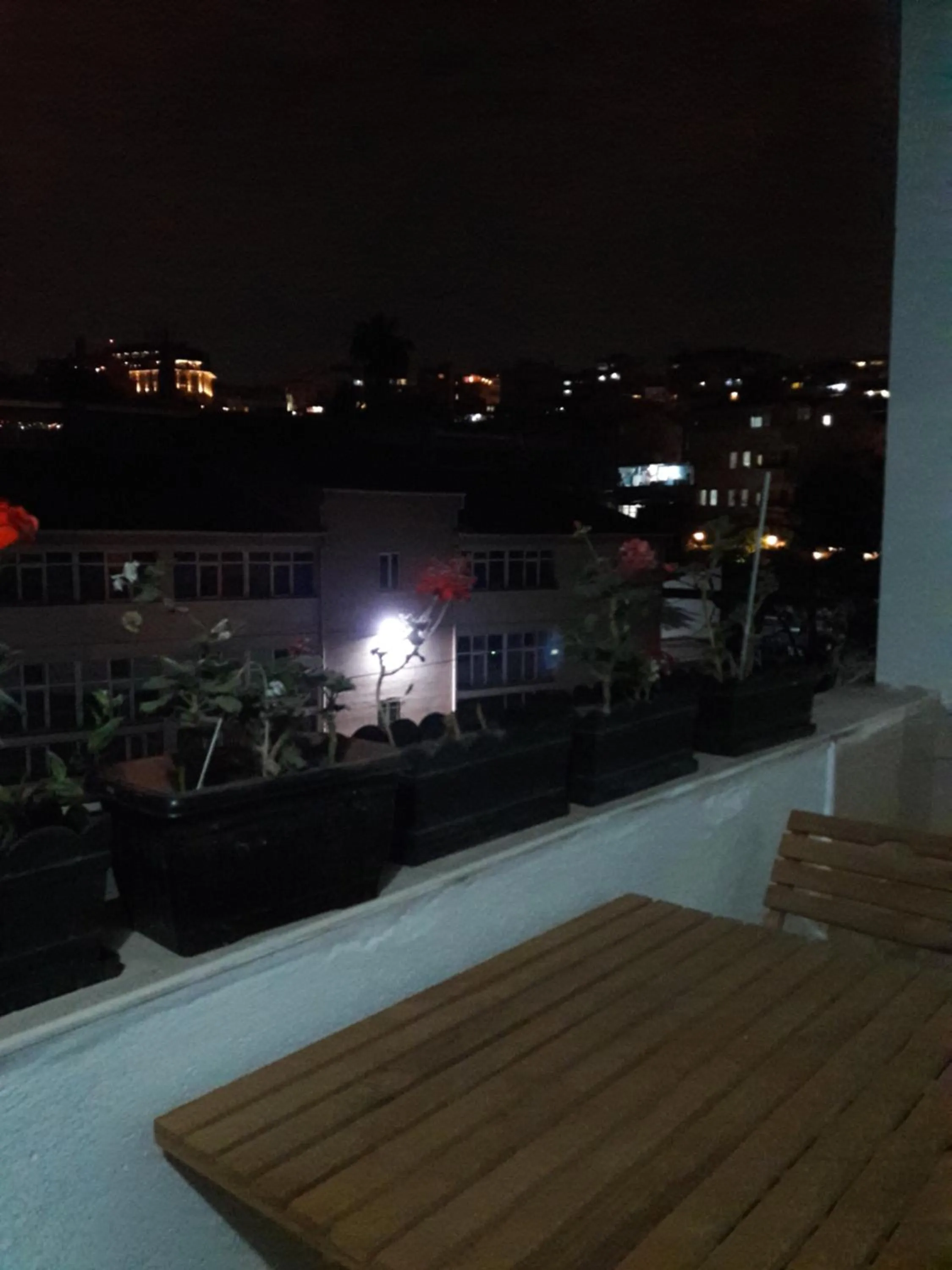 Golden Life Apart Hotel