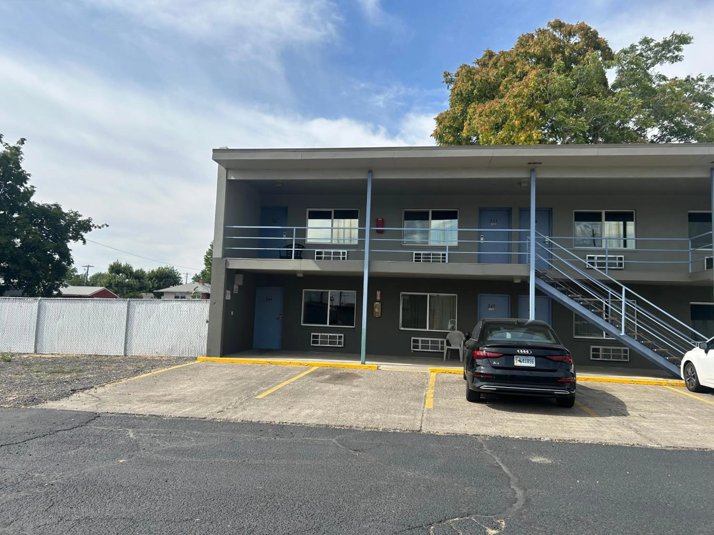 Property building in Capri Motel By Belvilla Walla Walla US 12