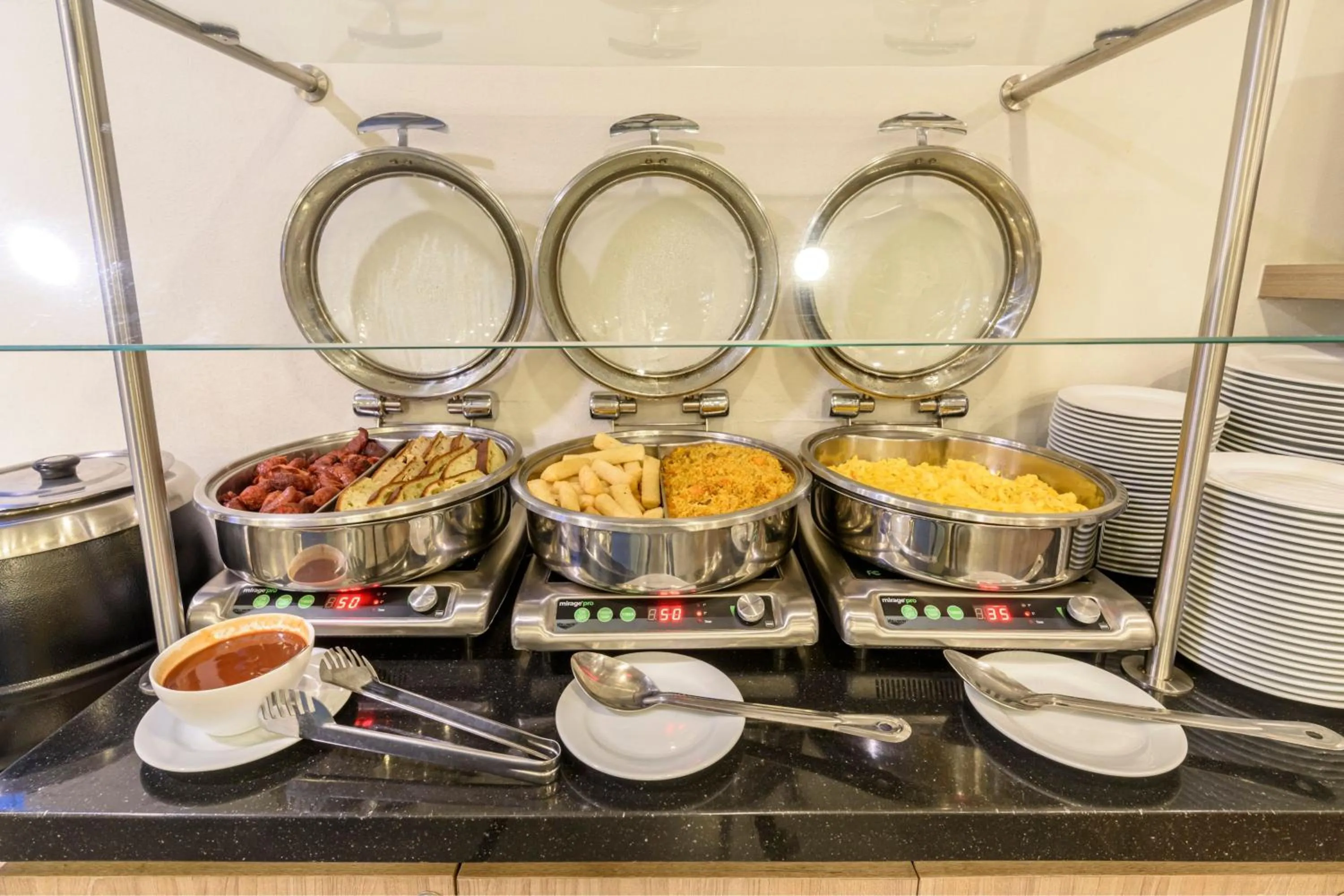 Breakfast in City Express Plus by Marriott Bogota Aeropuerto