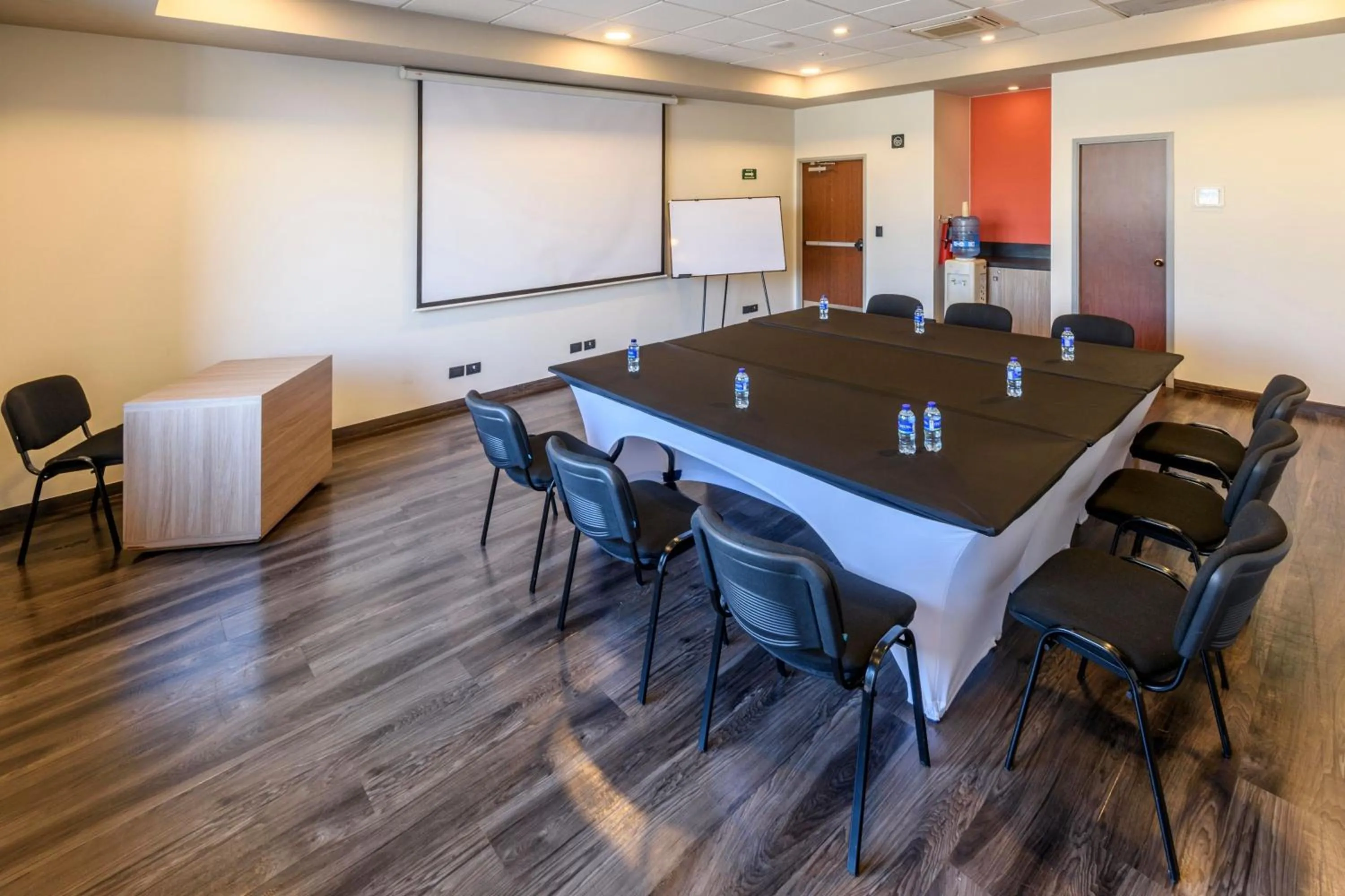 Meeting/conference room in City Express Plus by Marriott Bogota Aeropuerto