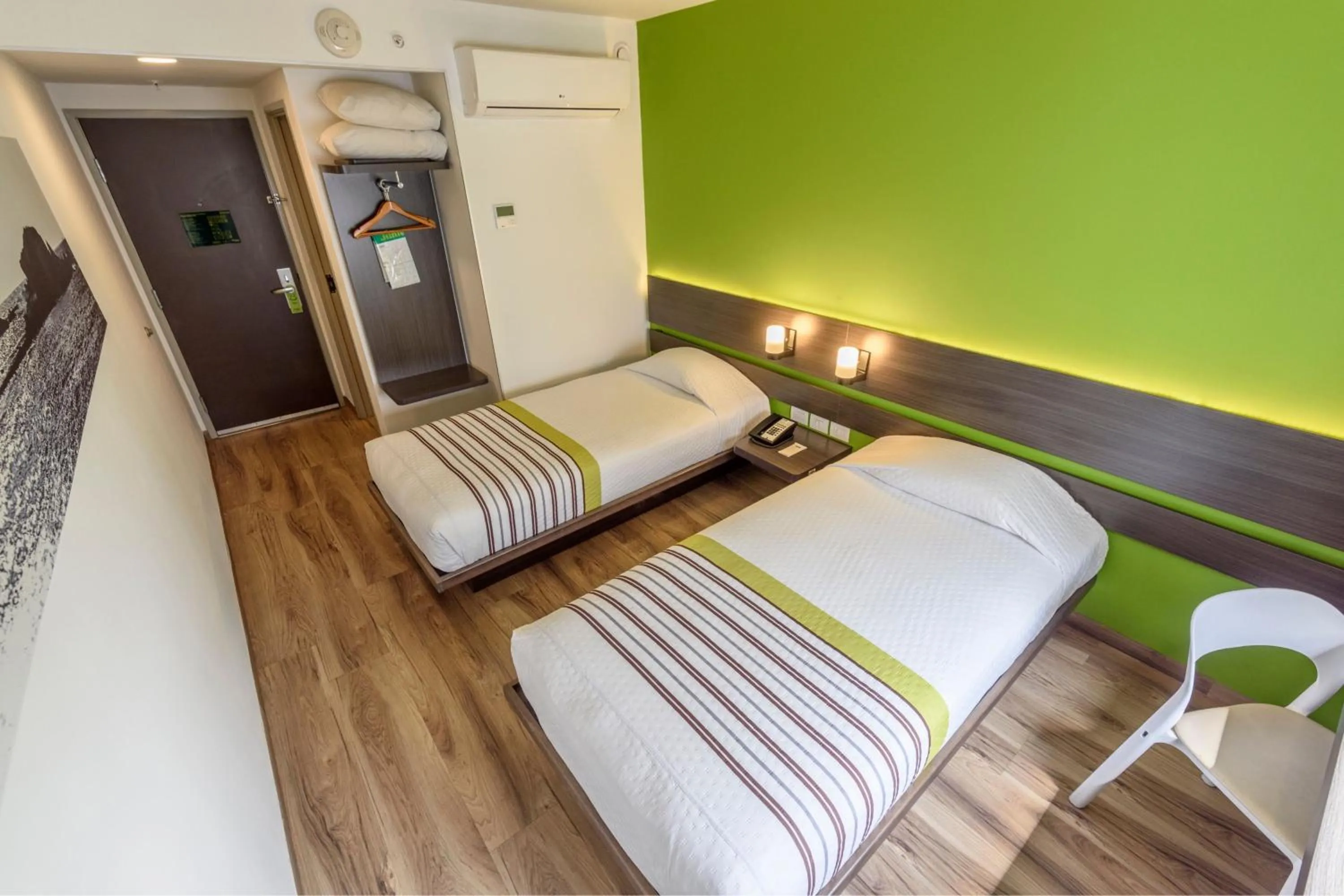 Photo of the whole room, Bed in City Express Junior by Marriott Bogota Aeropuerto