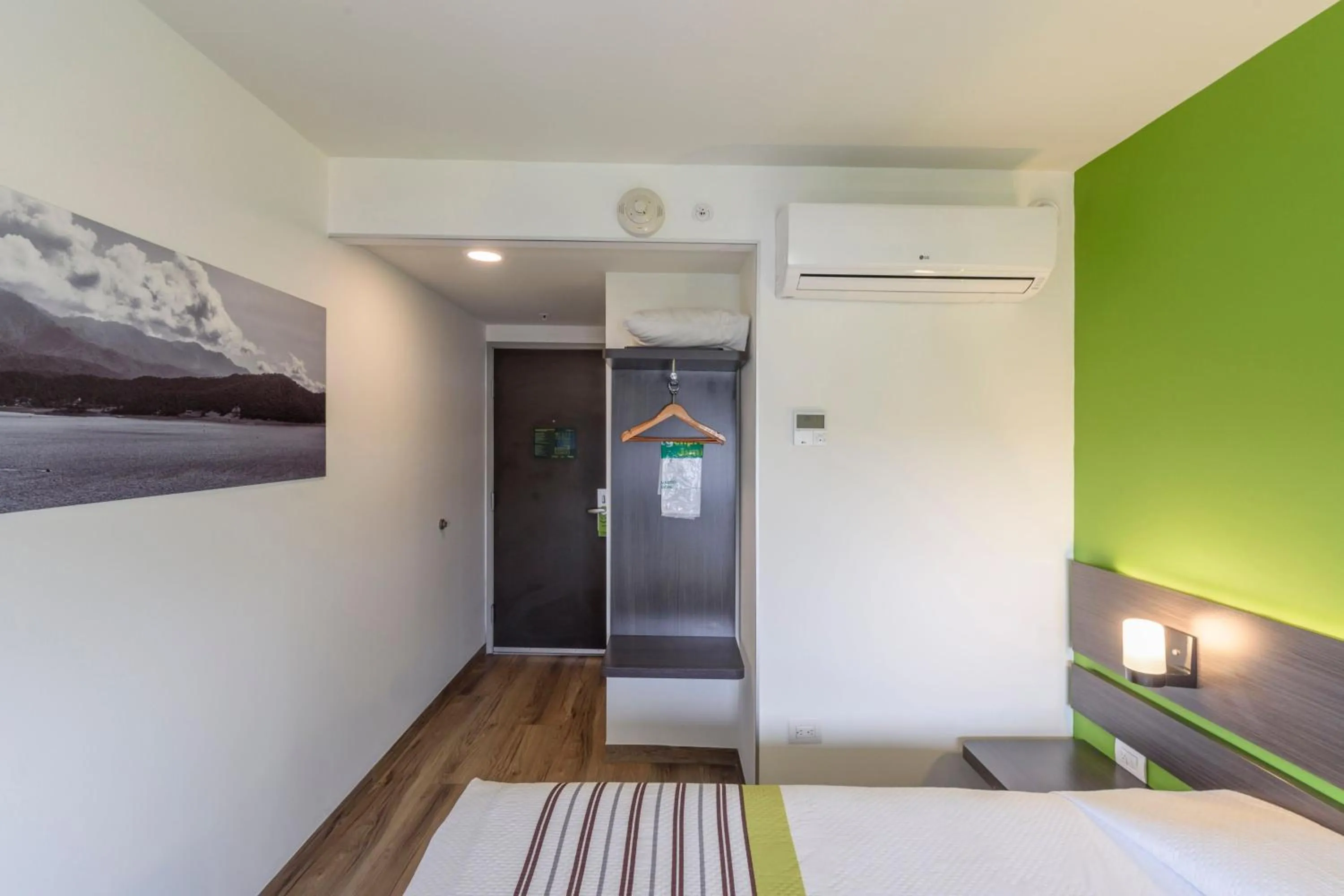 Bedroom, Bed in City Express Junior by Marriott Bogota Aeropuerto