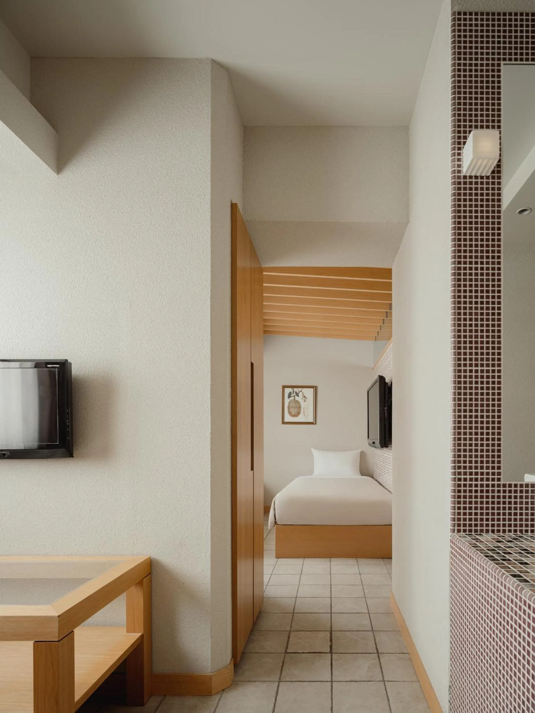 Bed in Nesthotel alt Kawasaki Station