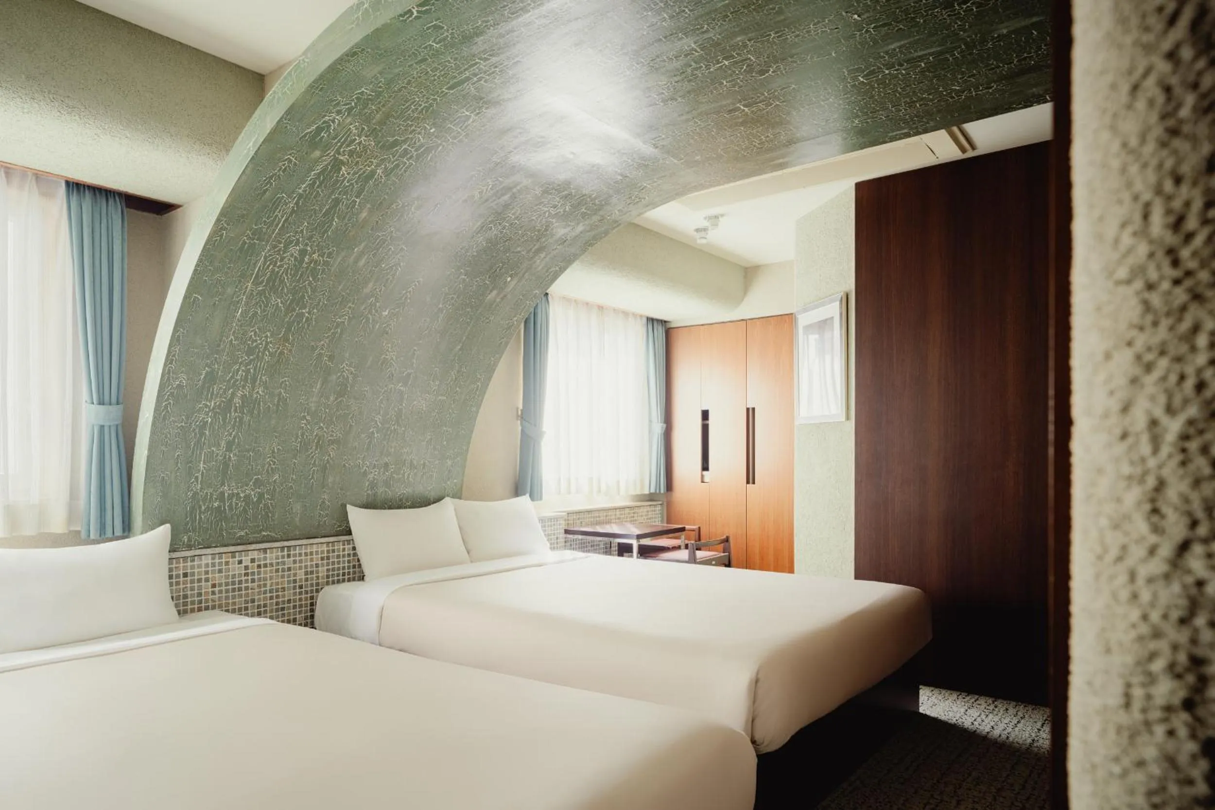 Bed in Nesthotel alt Kawasaki Station