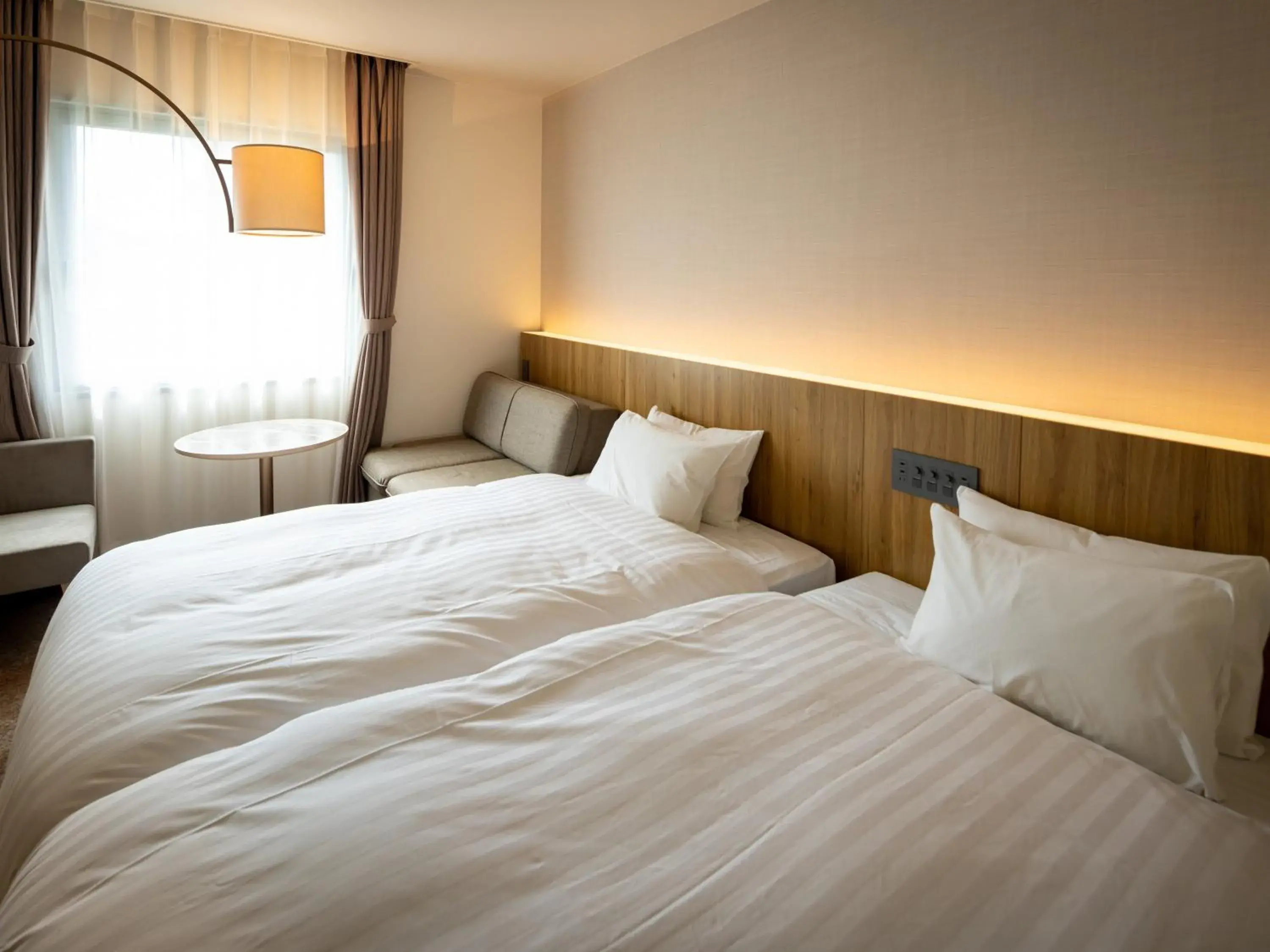 Deluxe Twin Room - single occupancy in Hotel Flags Isahaya Nagasaki Deluxe Twin Room - single occupancy in Hotel Flags Isahaya Nagasaki