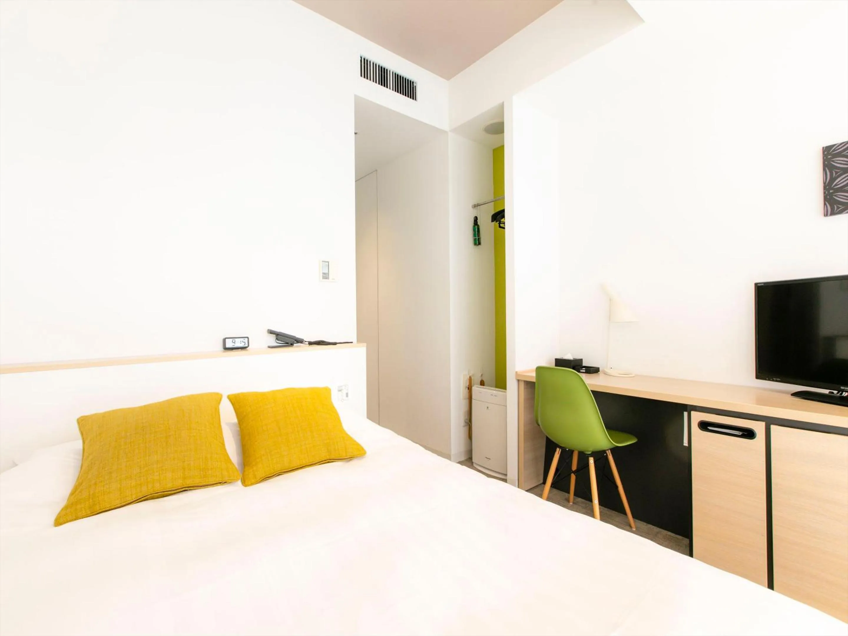 Photo of the whole room, TV/Entertainment Center in Tenza Hotel at Sendai Station