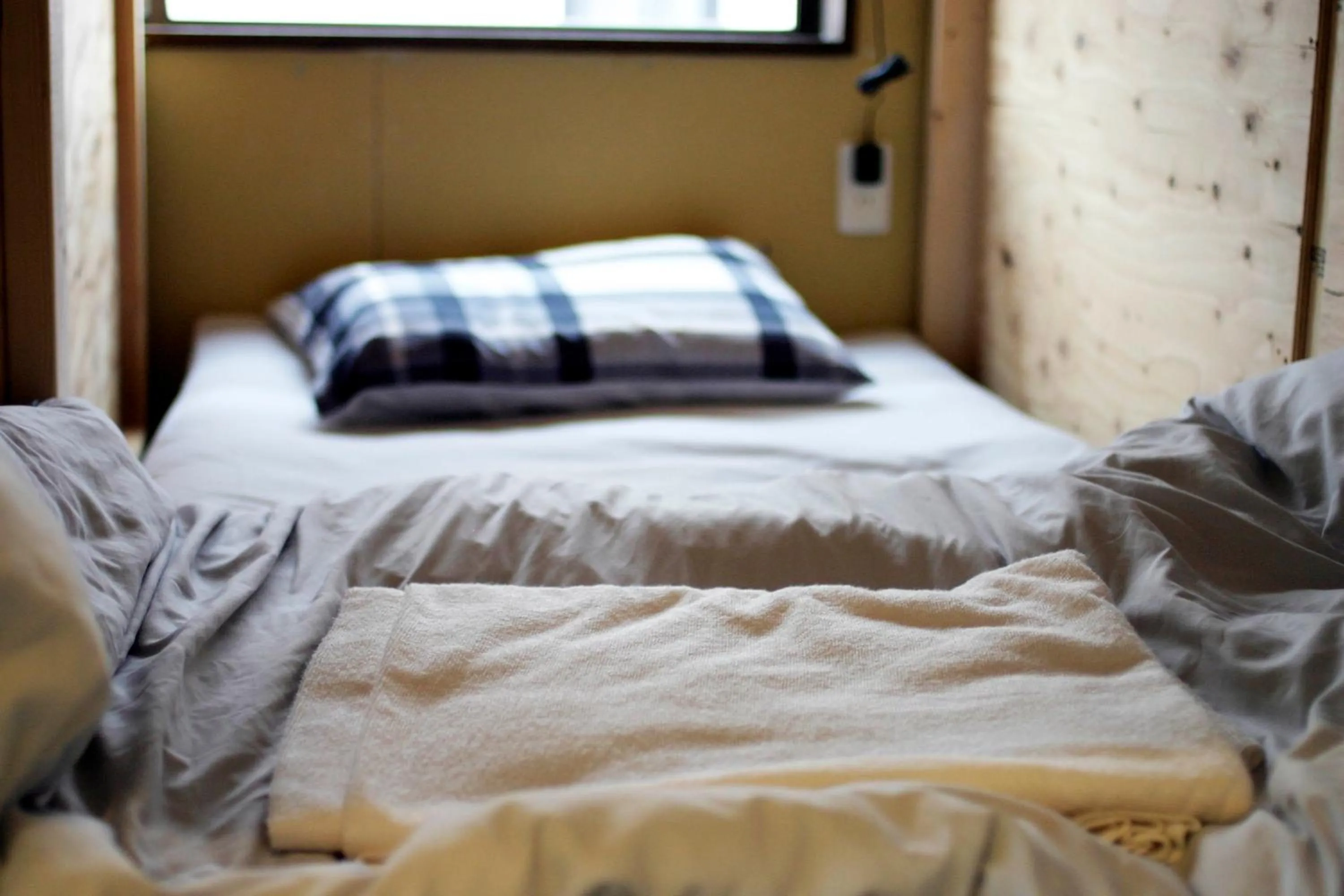 bunk bed, Bed in Guesthouse Sensu