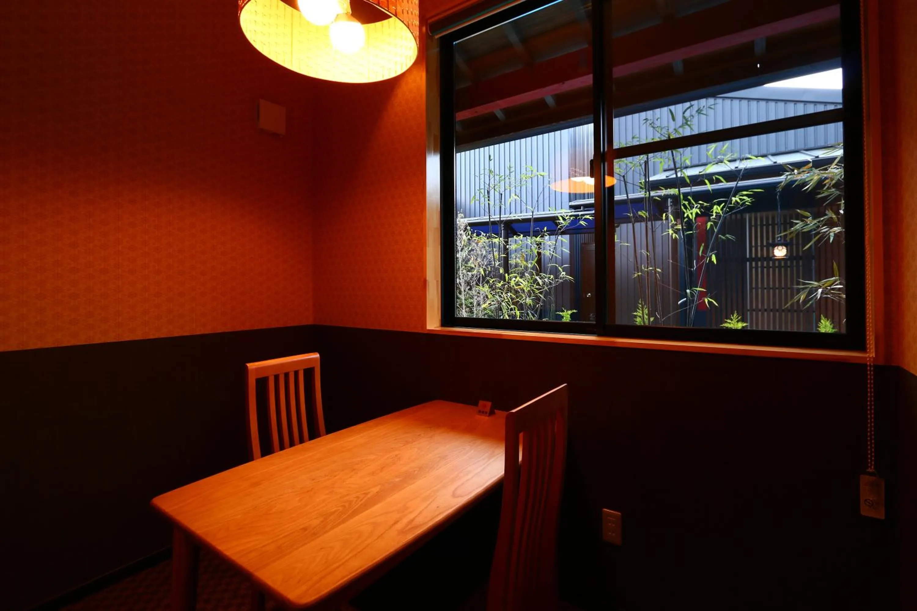 Restaurant/places to eat in Uedaya