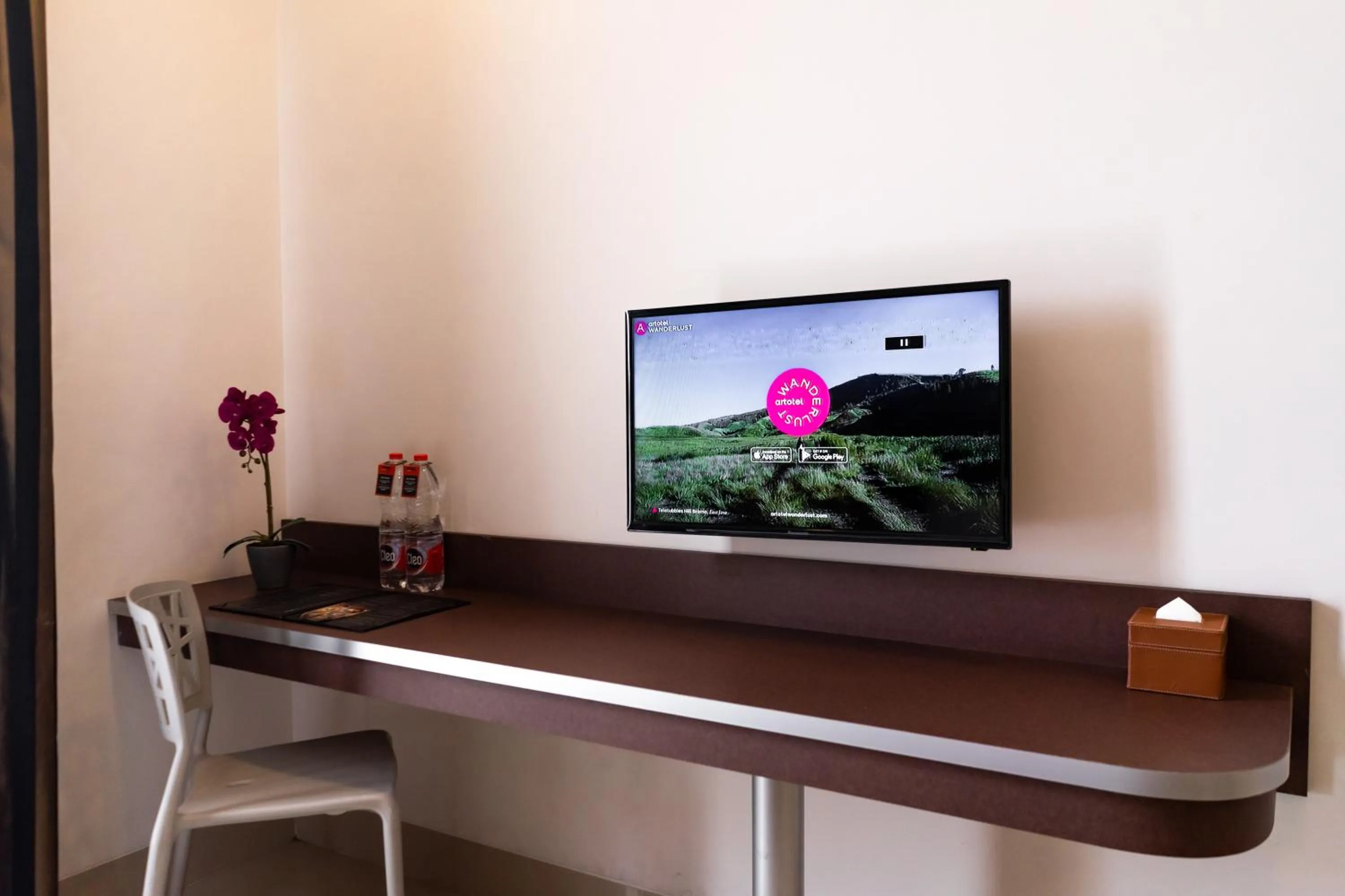 Sparks Odeon Sukabumi, ARTOTEL Curated