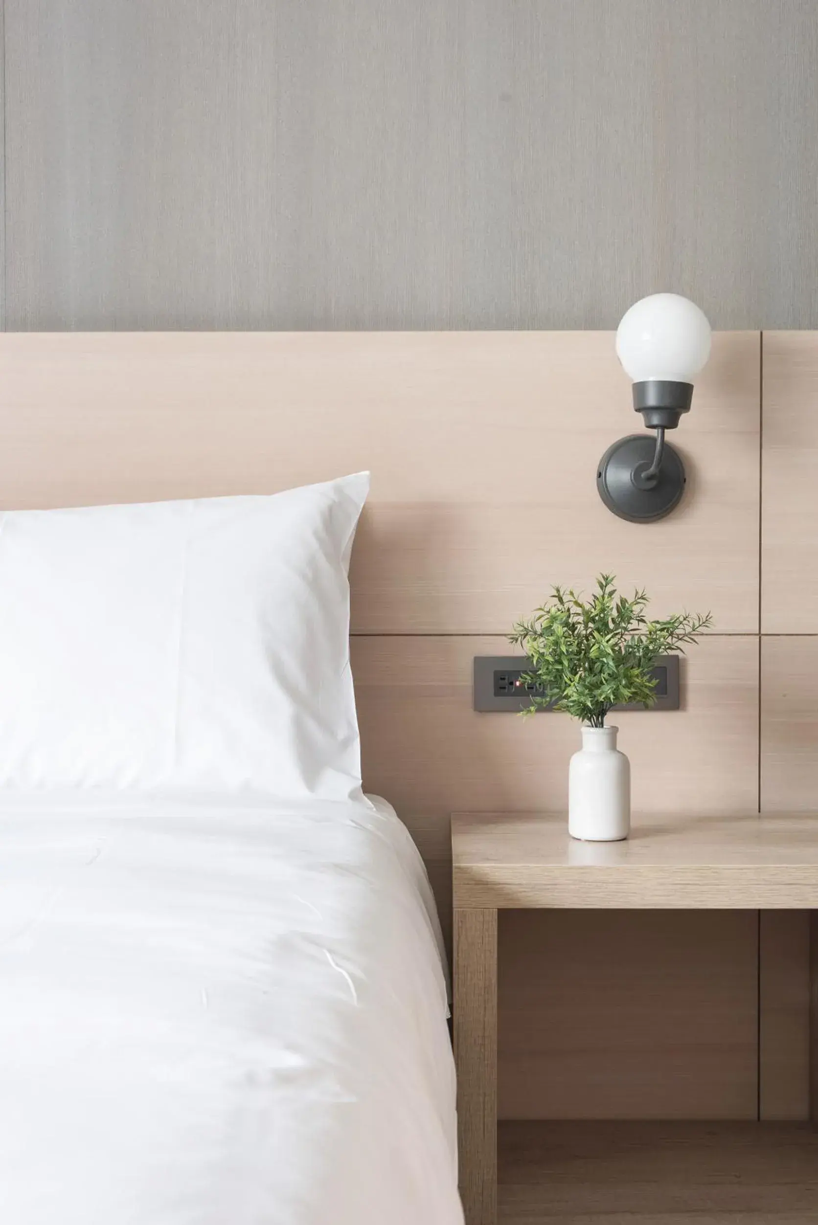 Bed in Trans Inn Bed in Trans Inn