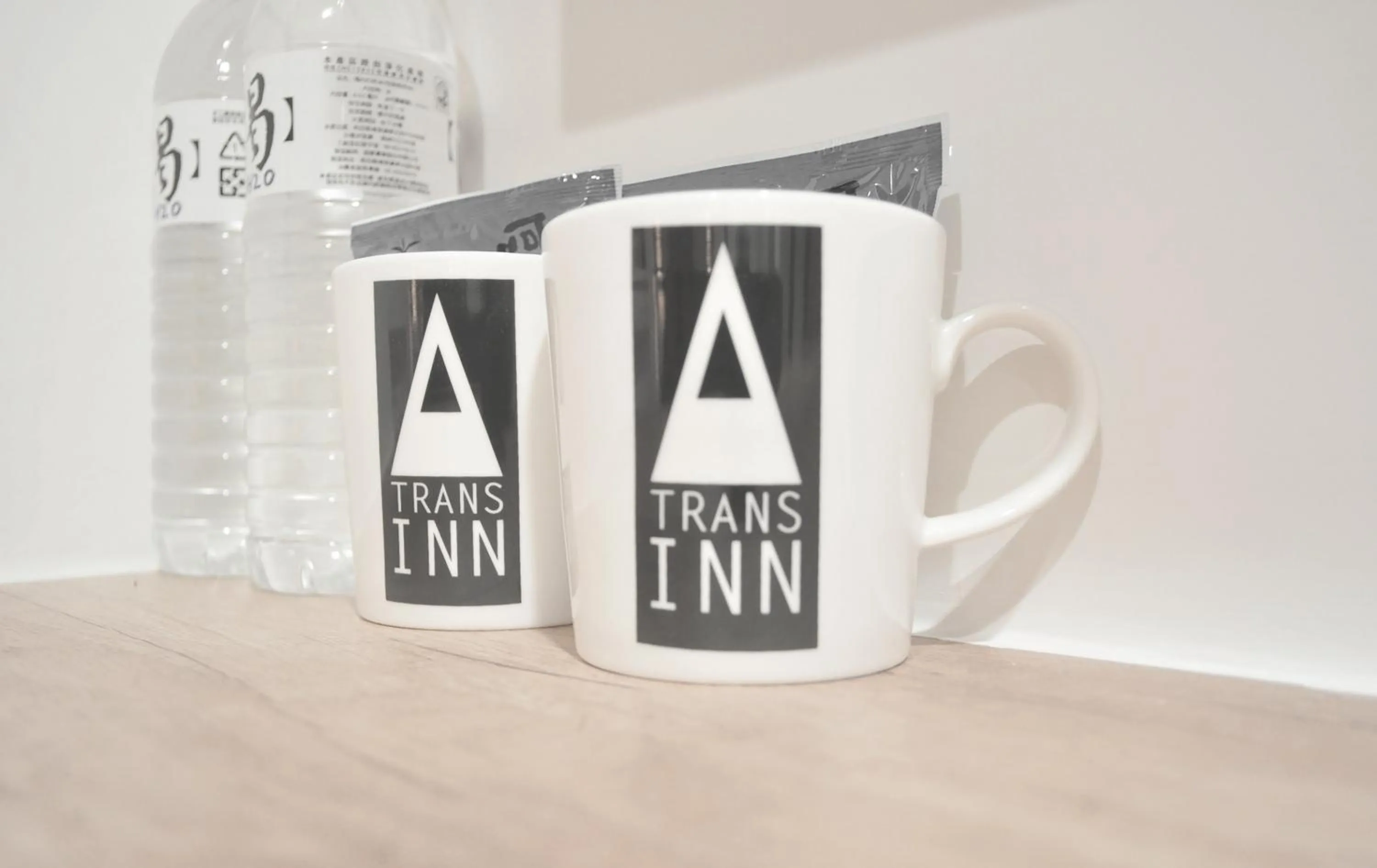 Coffee/tea facilities in Trans Inn