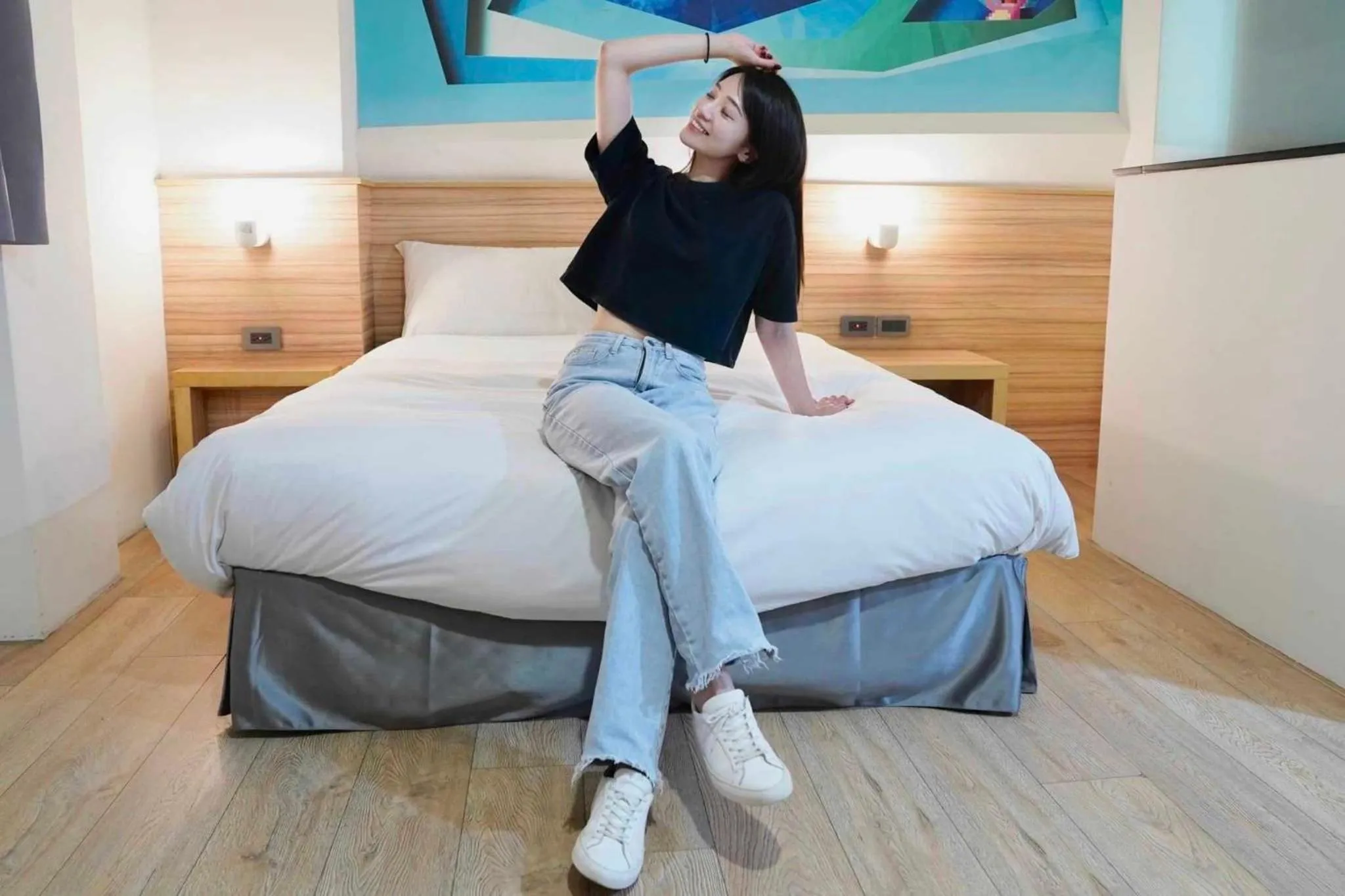 People, Bed in Trans Inn