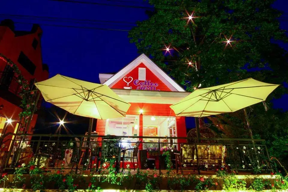 Restaurant/places to eat in Stamp Hills Resort Restaurant/places to eat in Stamp Hills Resort
