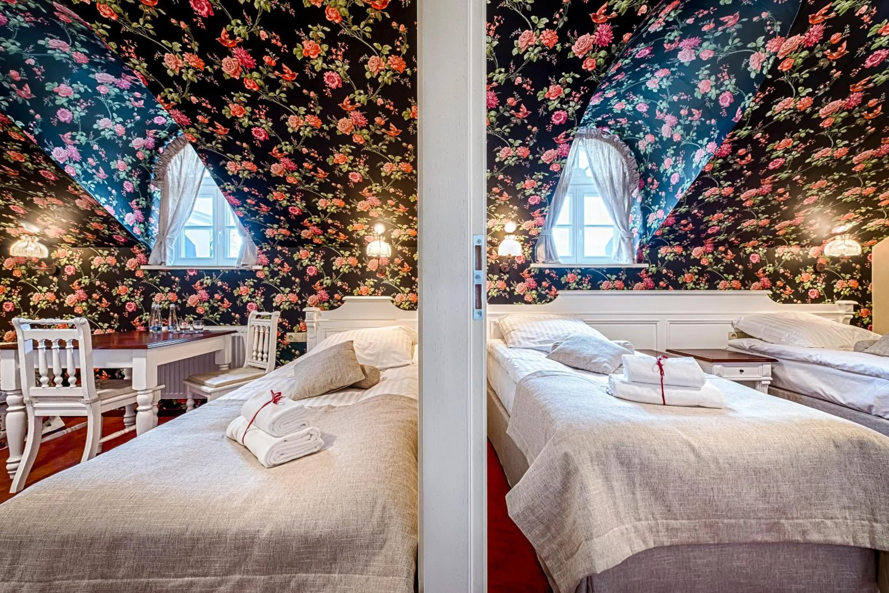 Photo of the whole room, Bed in Hotel Dwór Fijewo