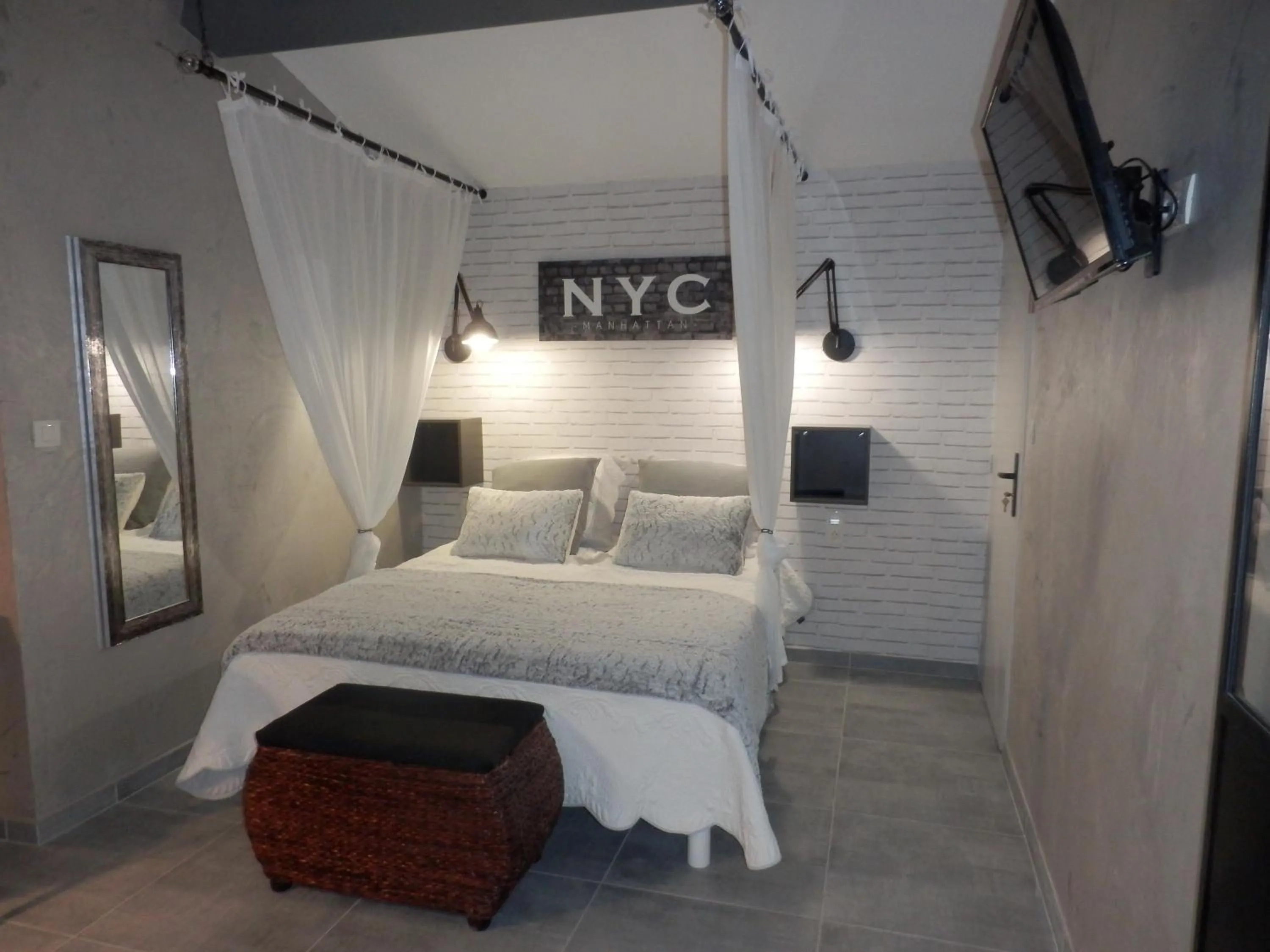 Bed in Mas les vieux chênes