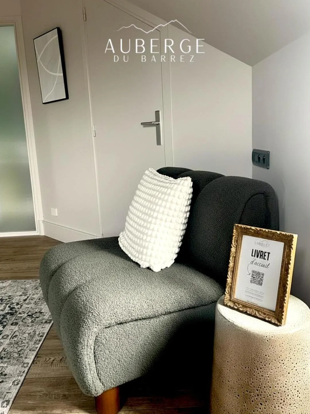 Photo of the whole room in Hotel Restaurant Auberge du Barrez Logis