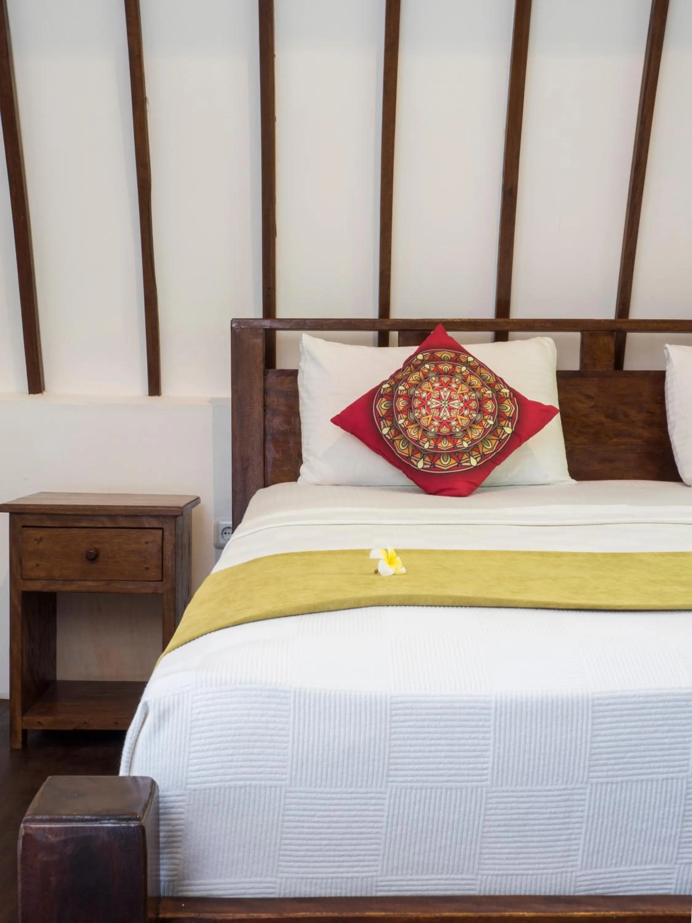 Bed in Gili Turtle Beach Resort