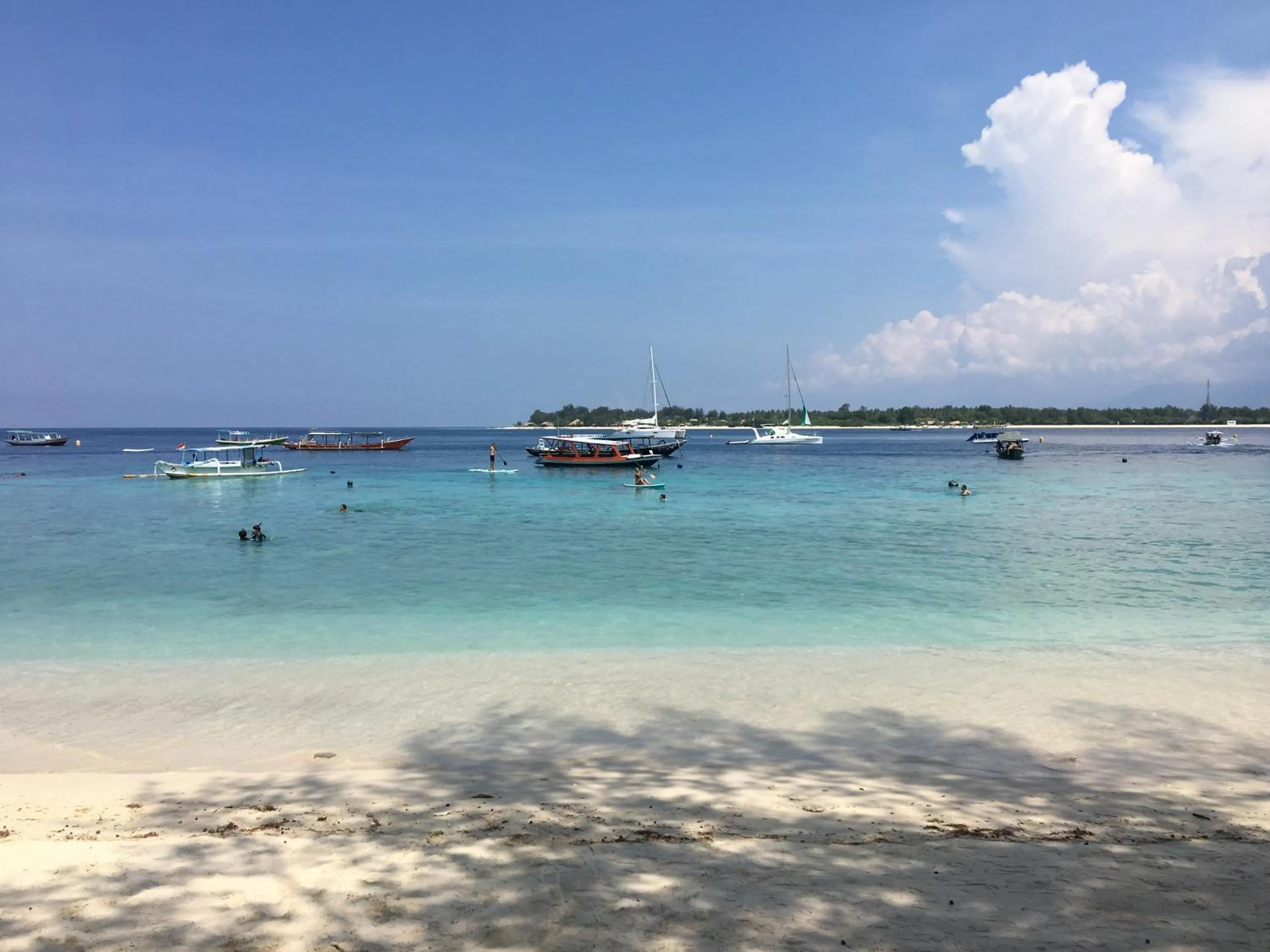 Beach in Gili Turtle Beach Resort