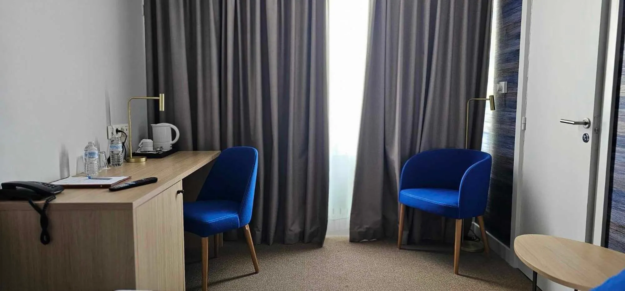 furniture in Hotel Les 3 Cles