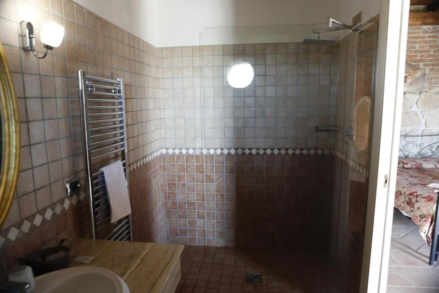 Shower in Il Borgo Ariccia Resort