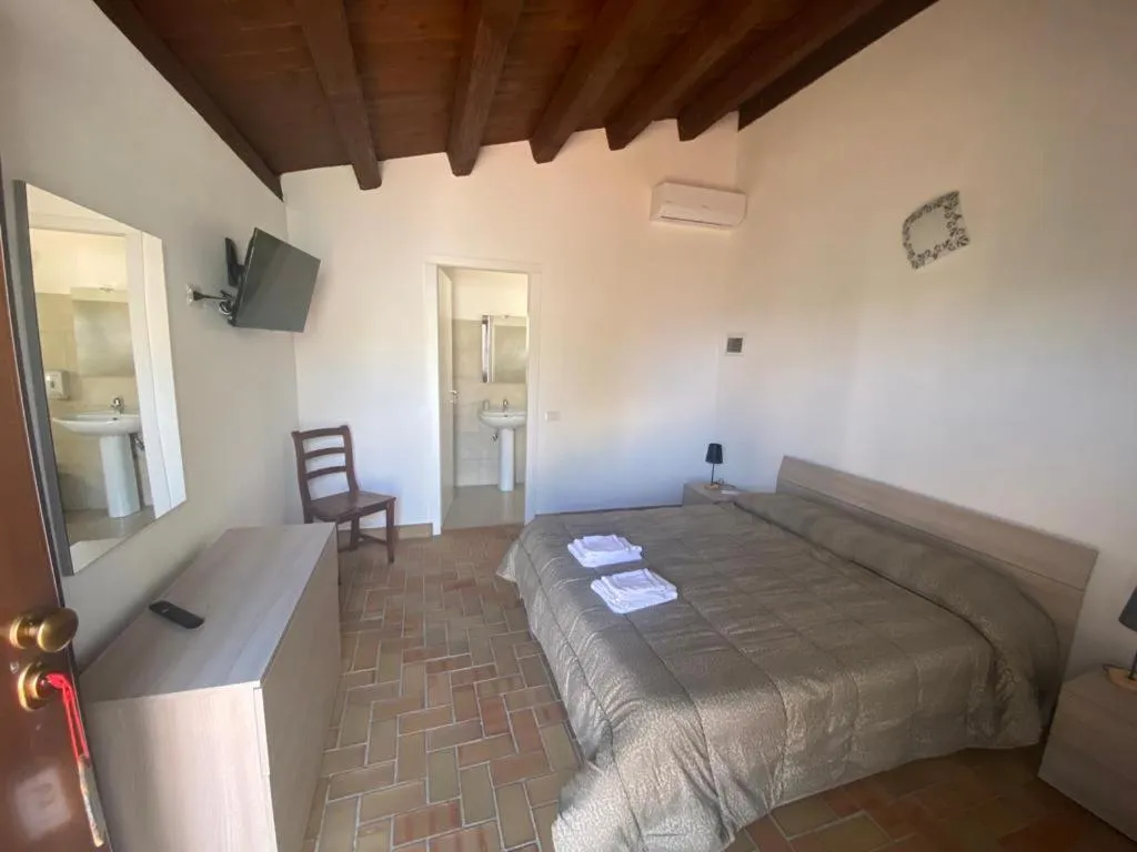 Bed in Il Borgo Ariccia Resort