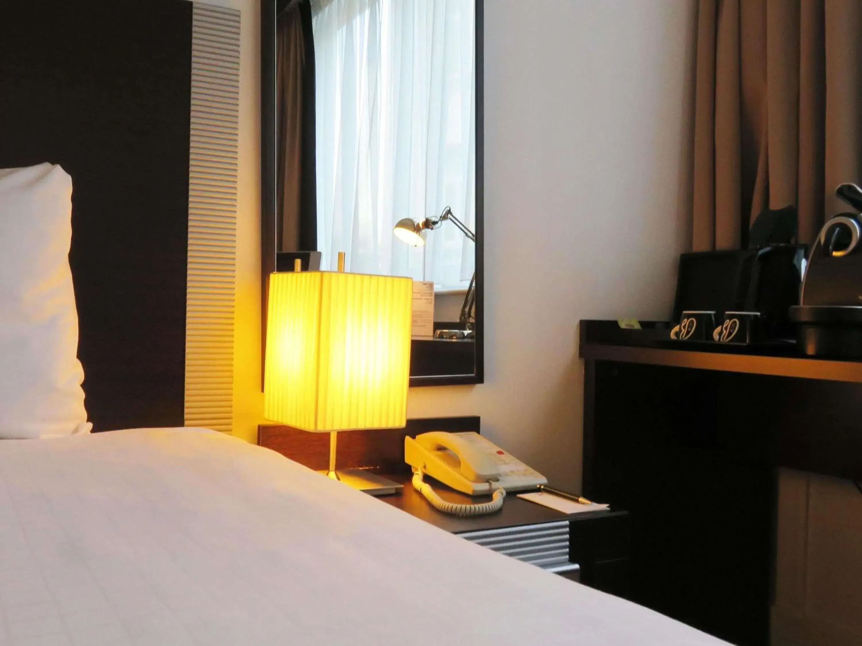 Bedroom, Bed in Hotel des Colonies Brussels by Mercure Bedroom, Bed in Hotel des Colonies Brussels by Mercure