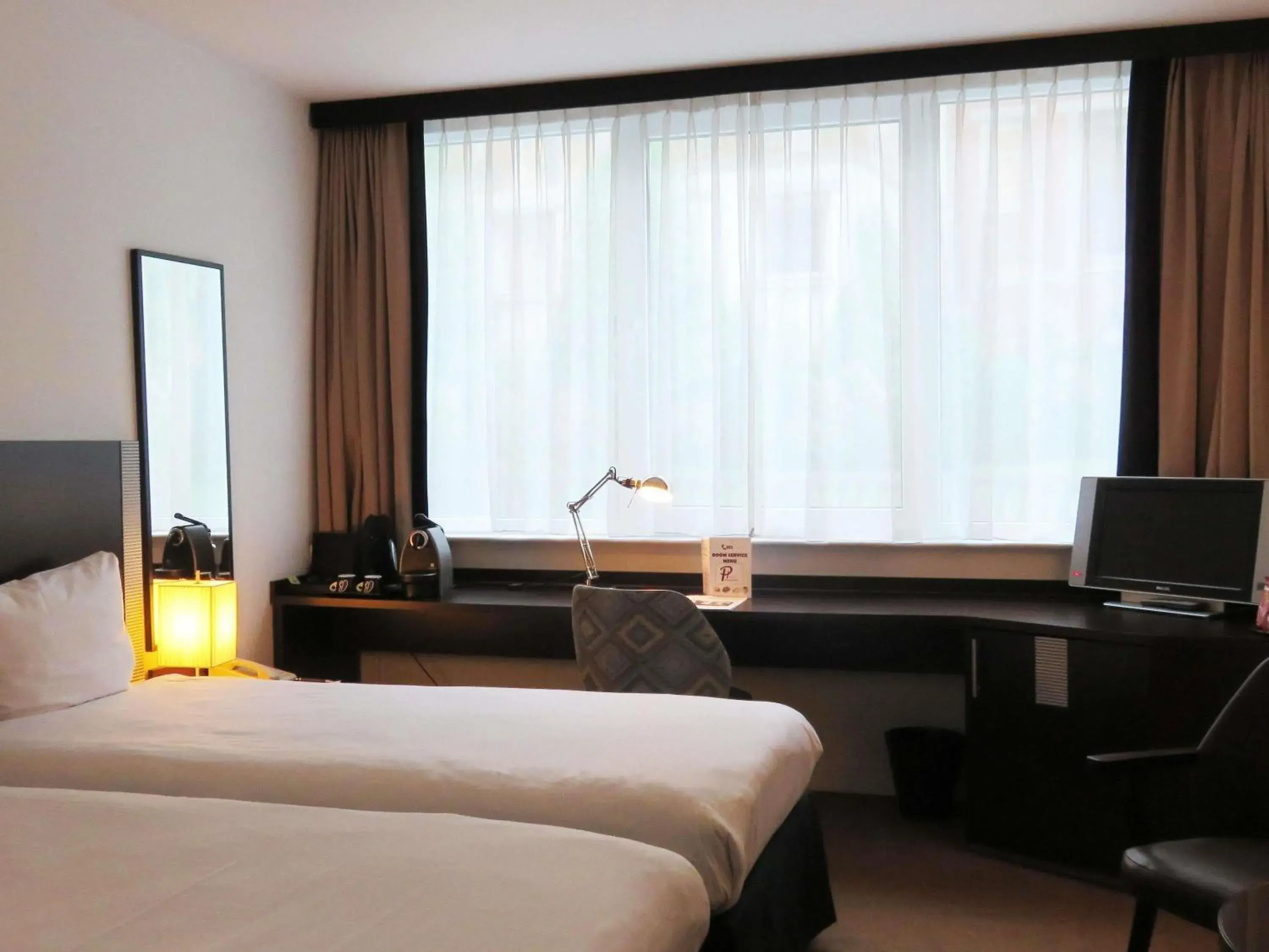 Bedroom, Bed in Hotel des Colonies Brussels by Mercure Bedroom, Bed in Hotel des Colonies Brussels by Mercure