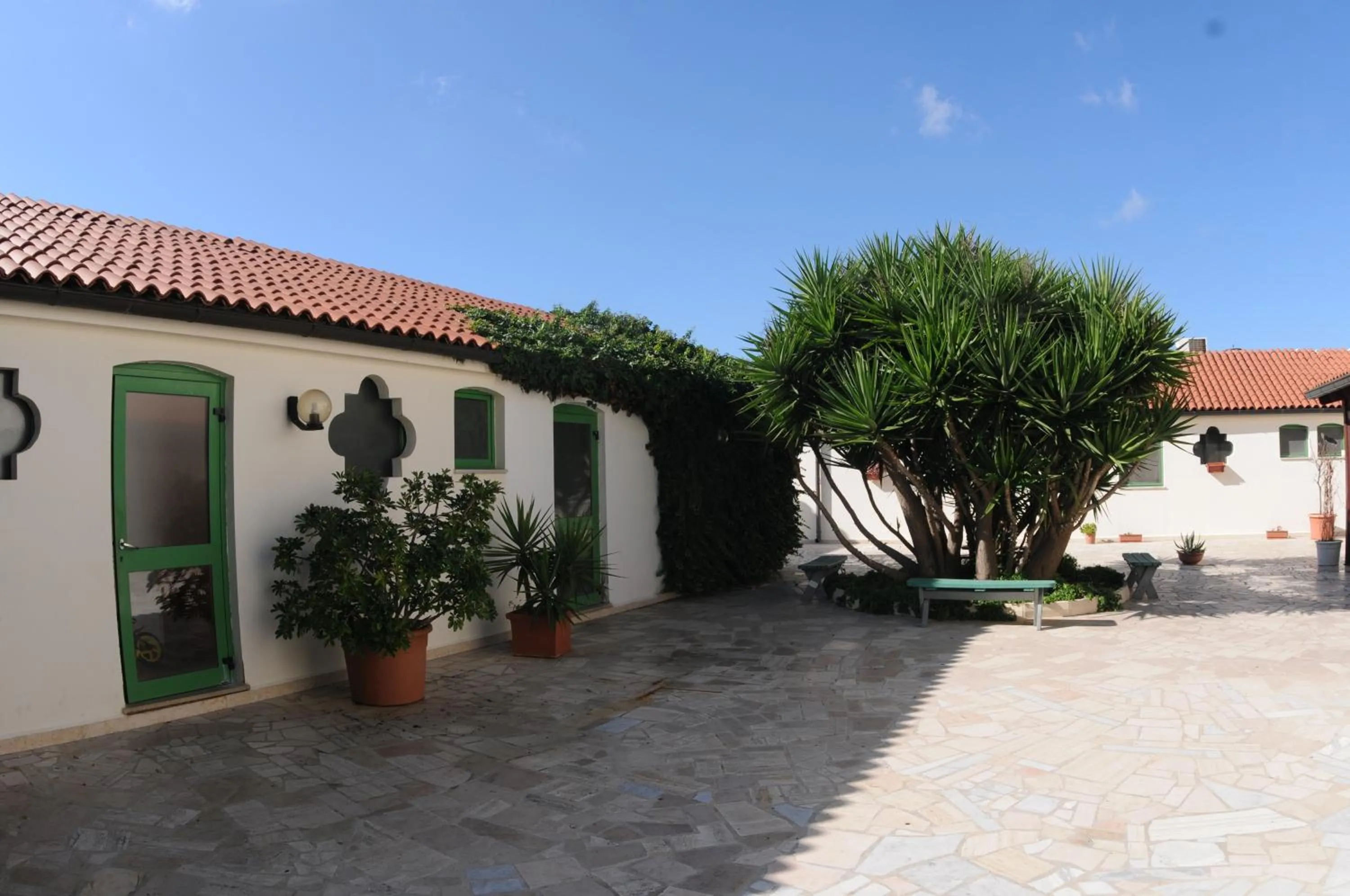 Patio in Hotel Masseria Marziale