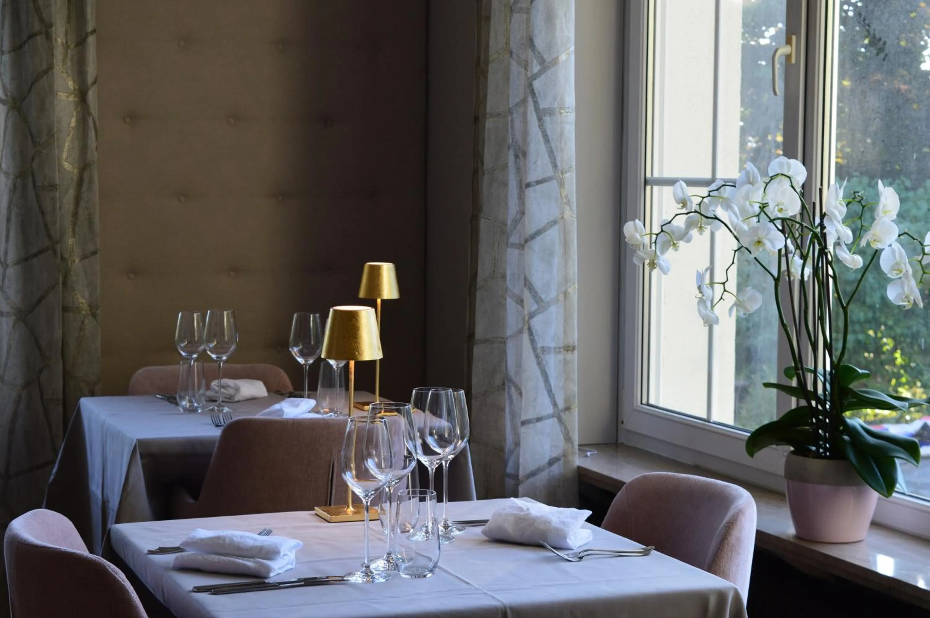 Restaurant/places to eat in Hotel La Heid des Pairs