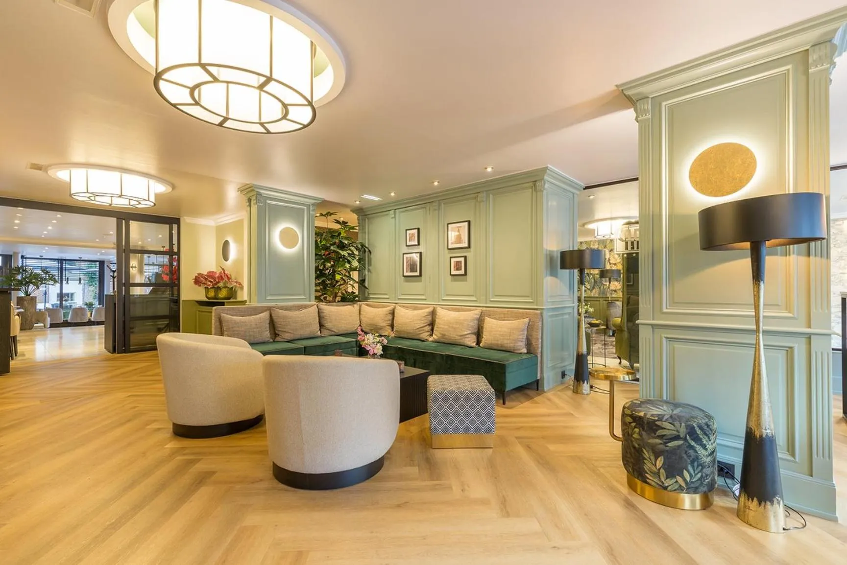 Lobby or reception in Leonardo Hotel Antwerp The Plaza