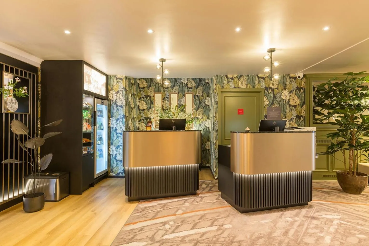 Lobby or reception in Leonardo Hotel Antwerp The Plaza