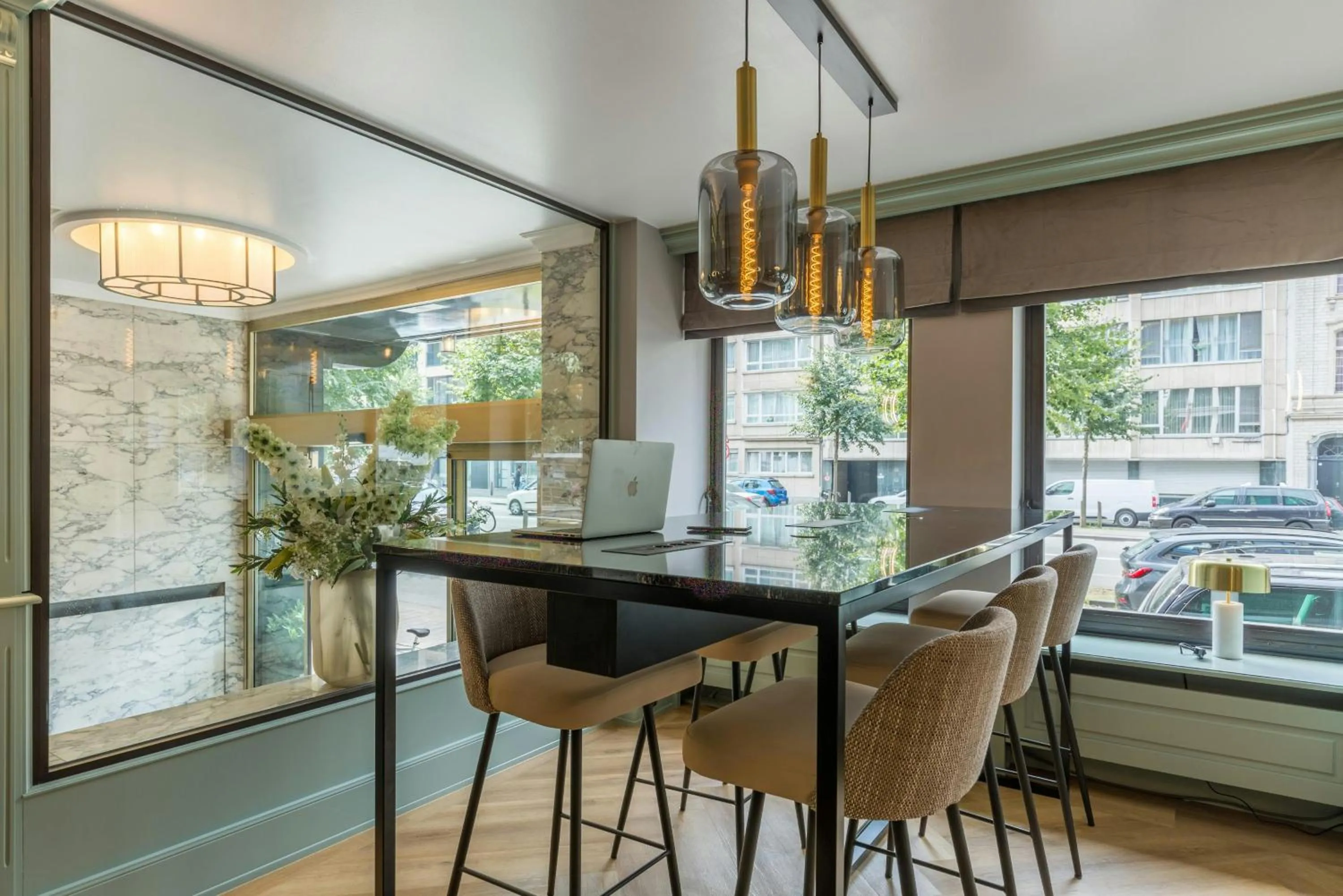 Lobby or reception in Leonardo Hotel Antwerp The Plaza