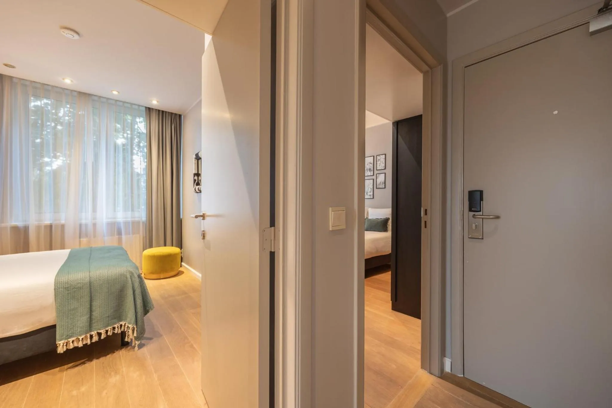 Photo of the whole room, Bed in Leonardo Hotel Antwerp The Plaza