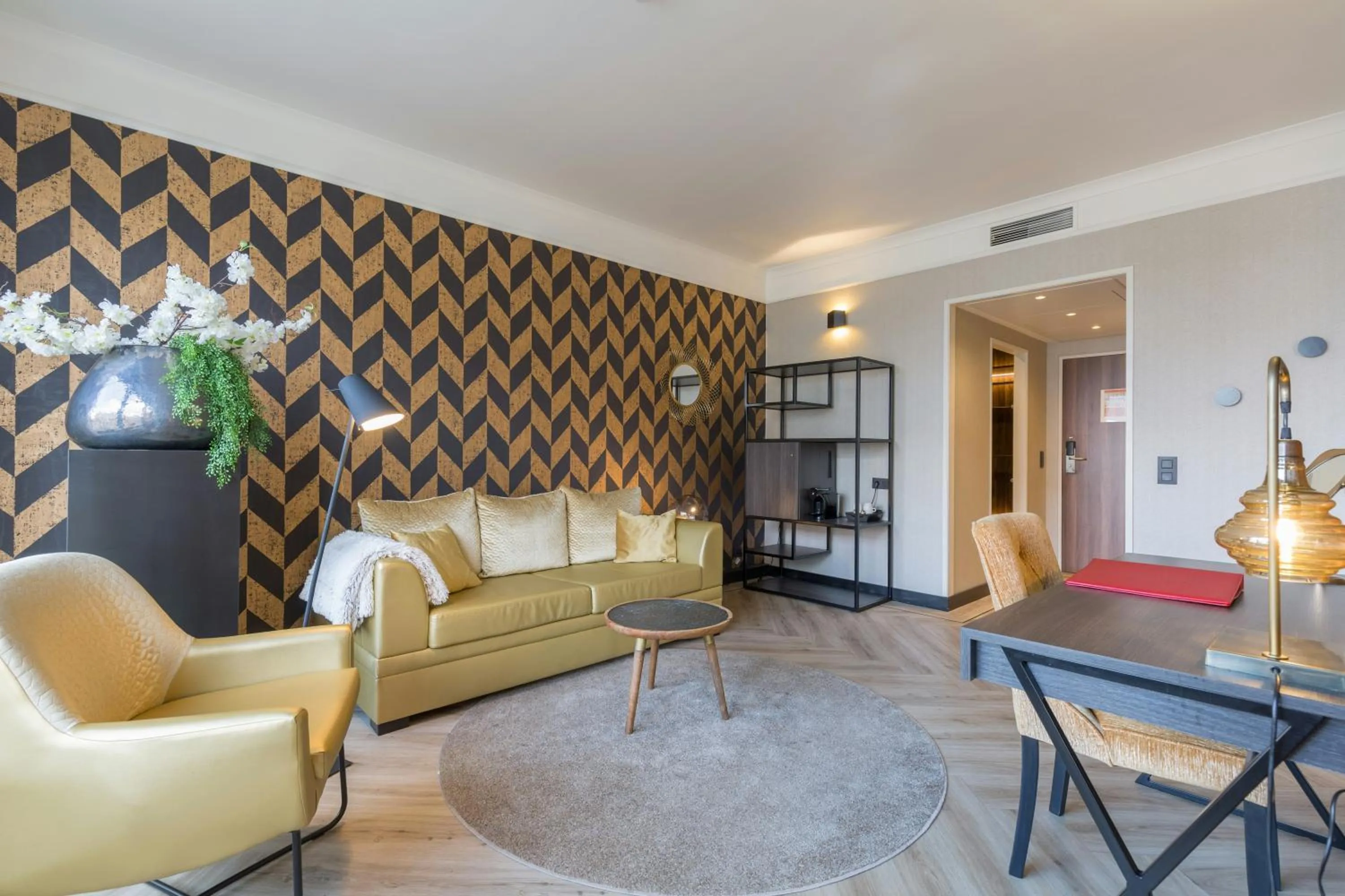 Photo of the whole room in Leonardo Hotel Antwerp The Plaza