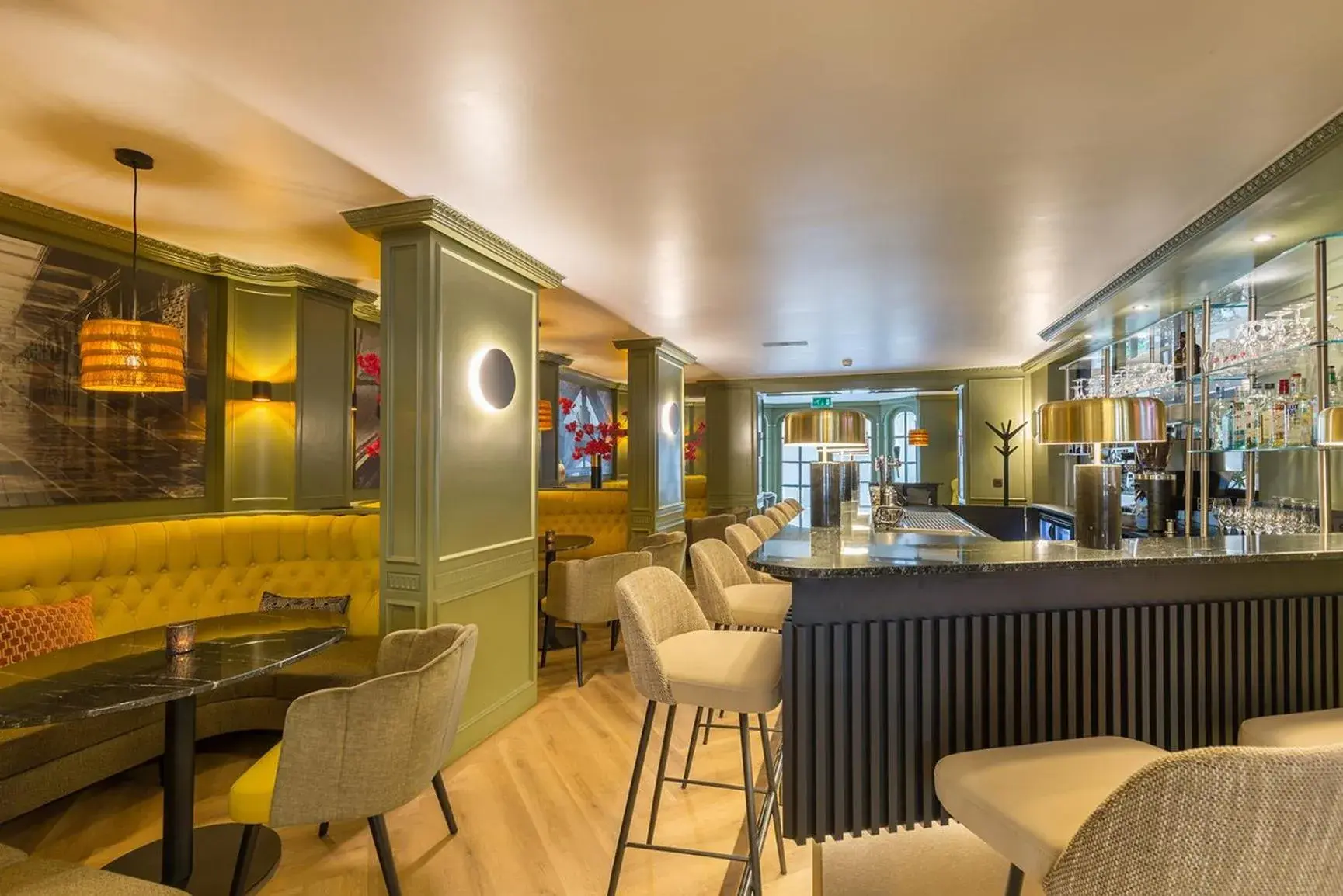 Lounge or bar in Leonardo Hotel Antwerp The Plaza Lounge or bar in Leonardo Hotel Antwerp The Plaza