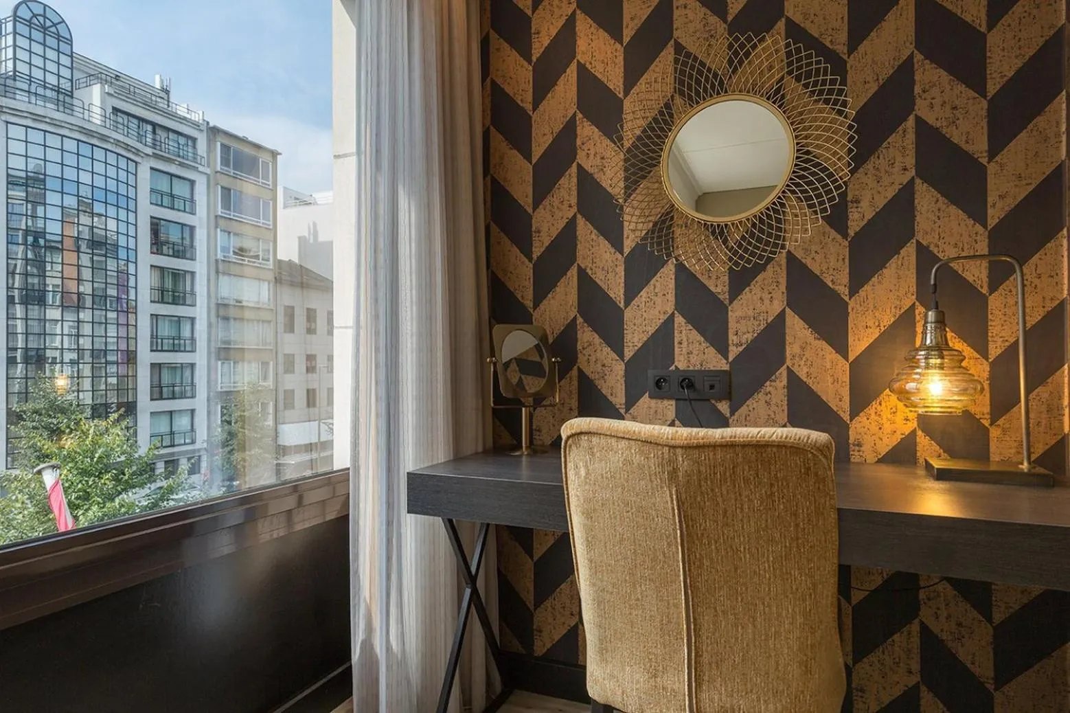 Bedroom in Leonardo Hotel Antwerp The Plaza