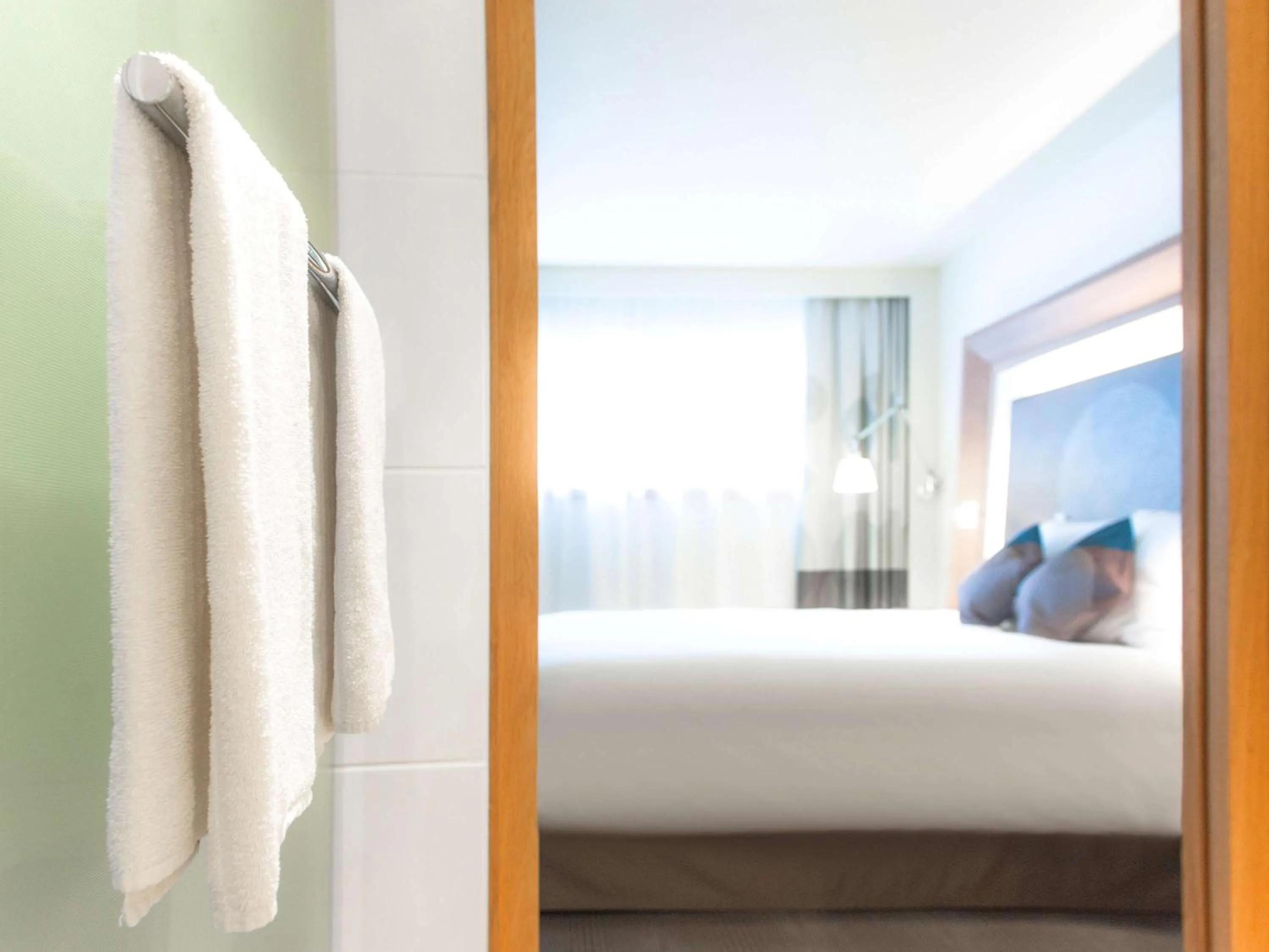 Photo of the whole room, Bed in Novotel Mechelen Centrum