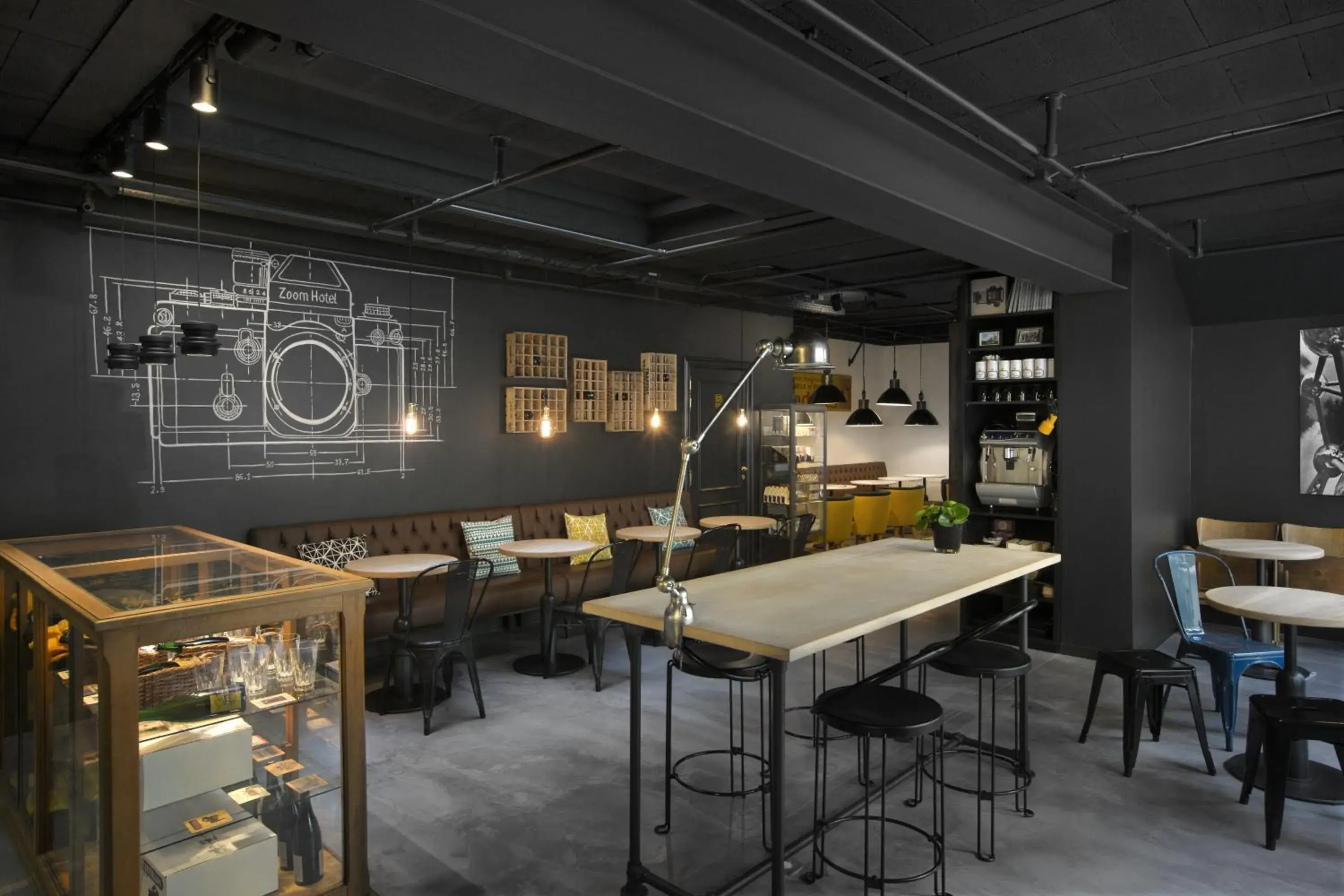 Restaurant/places to eat in Zoom Hotel Restaurant/places to eat in Zoom Hotel