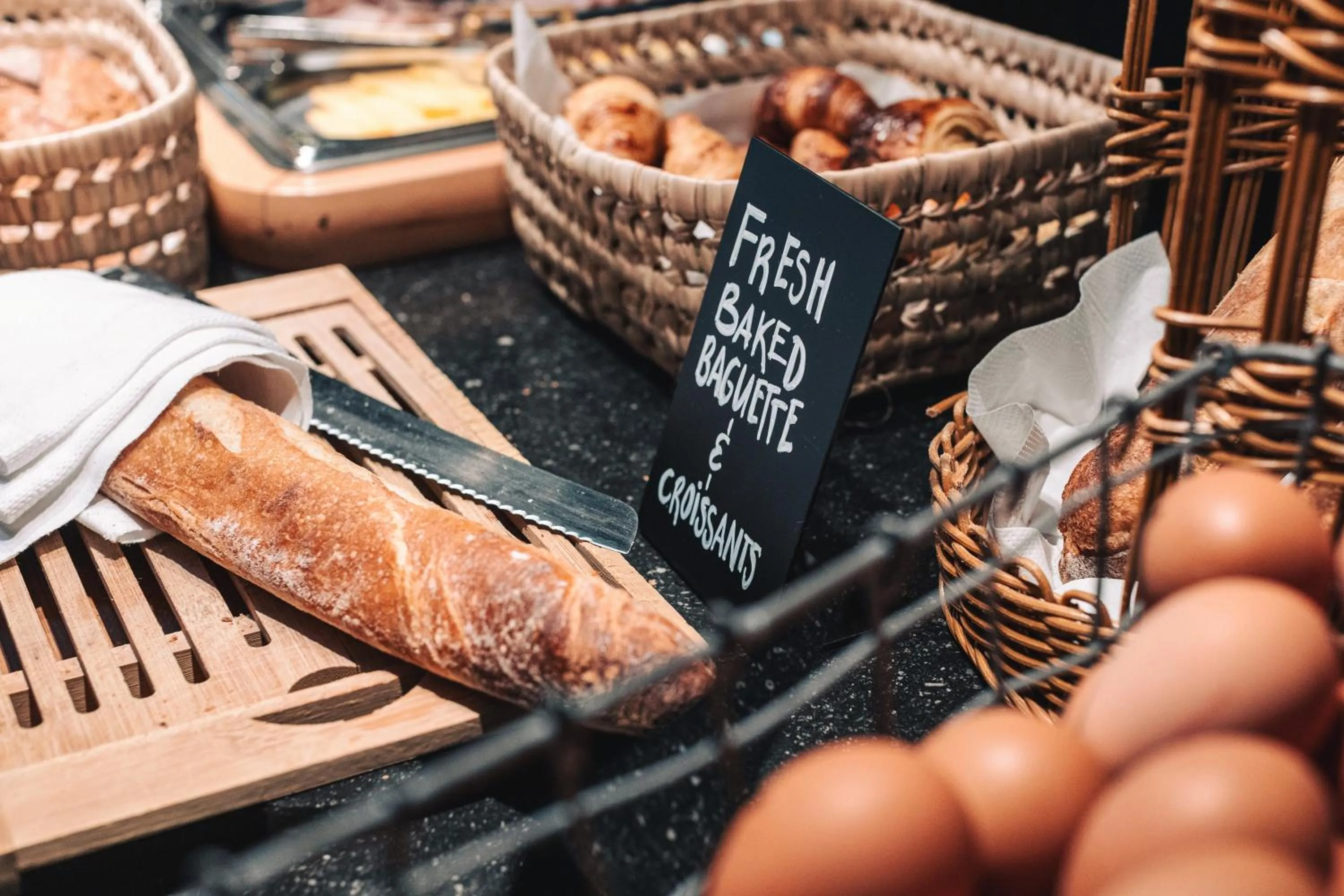 Breakfast in Zoom Hotel