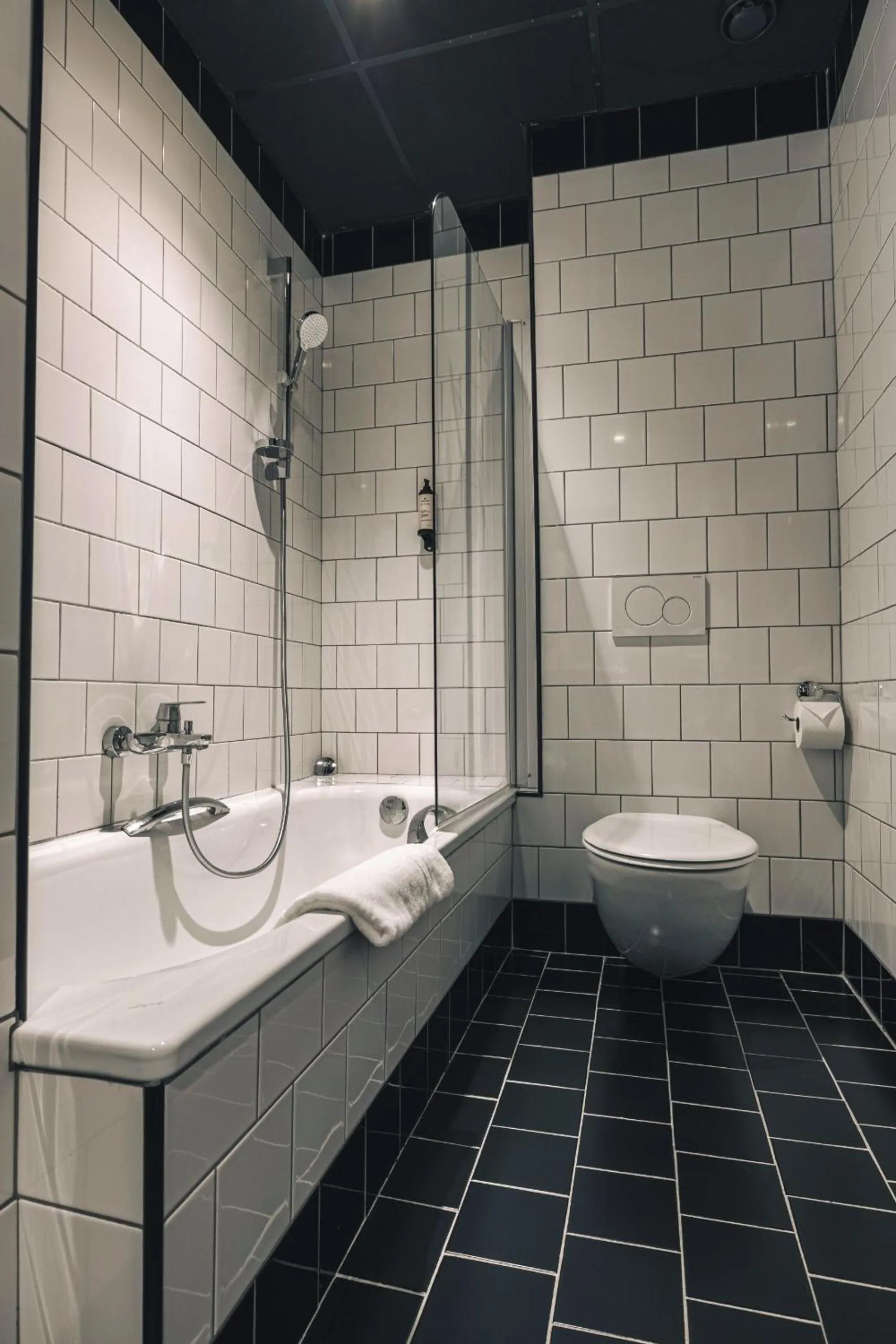 Bathroom in Zoom Hotel