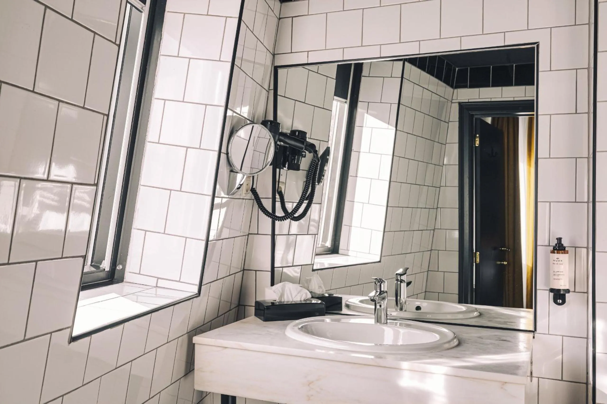 Bathroom in Zoom Hotel