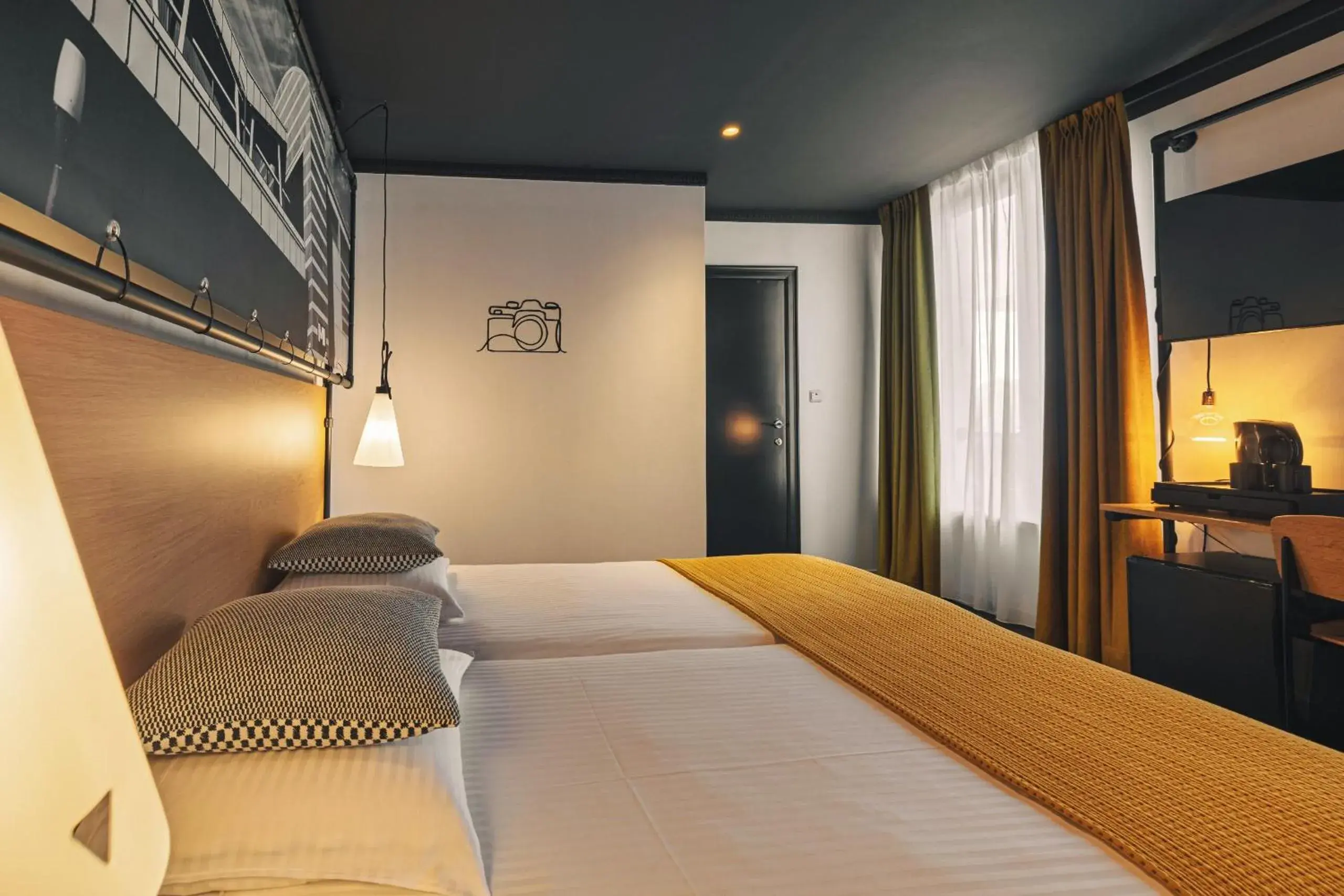 Bed in Zoom Hotel Bed in Zoom Hotel