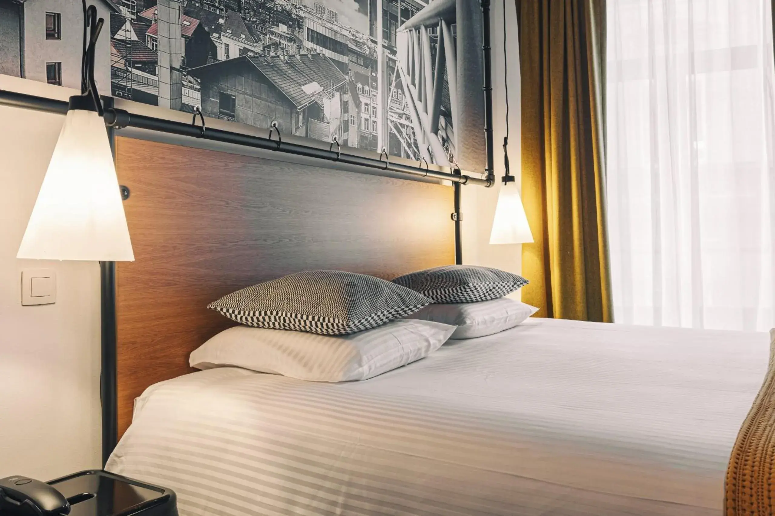 Bed in Zoom Hotel Bed in Zoom Hotel